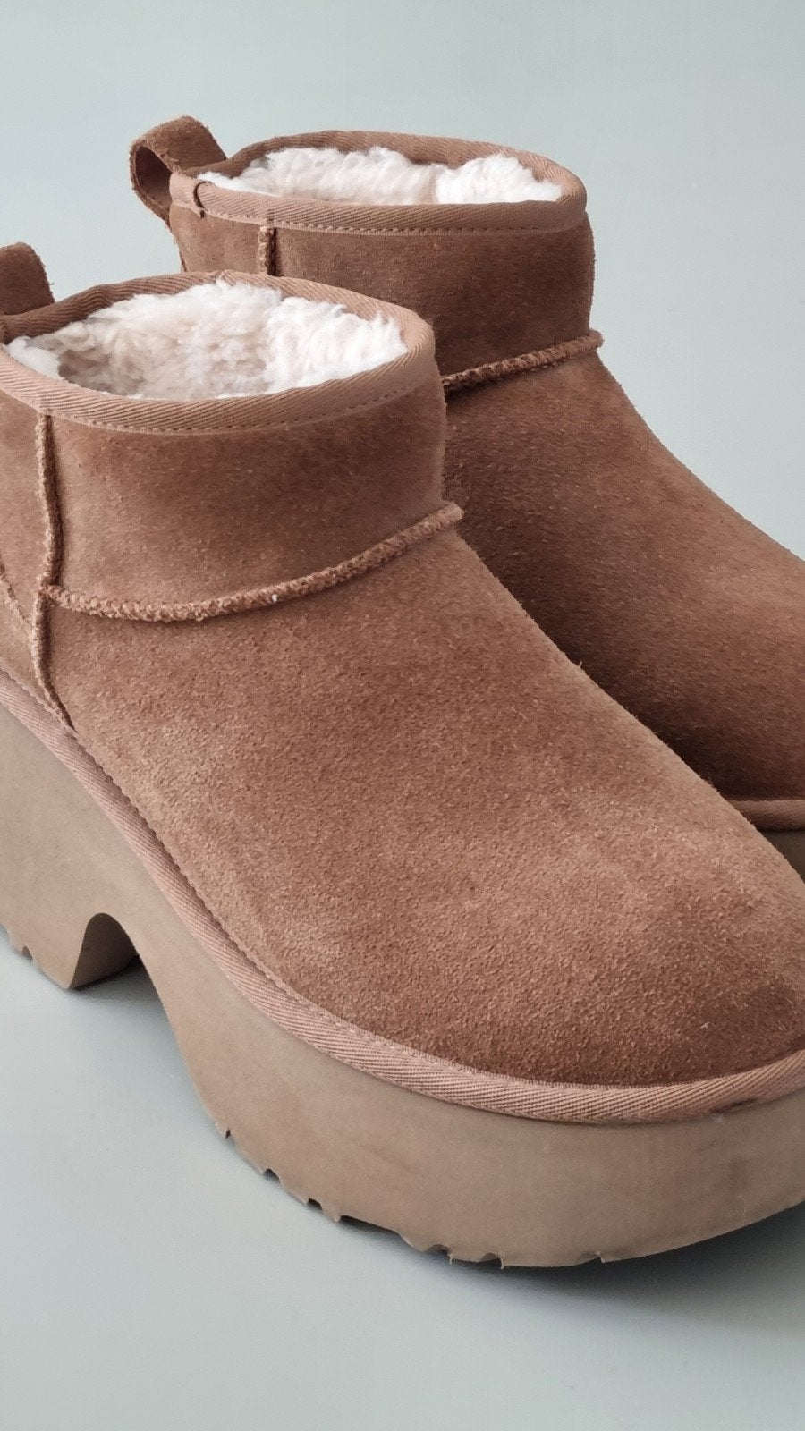 Uggs, boots, maat 41, nieuwstaat, suède, bruin, UGG, Bruin, Lage of Enkellaarzen, Ophalen of Verzenden