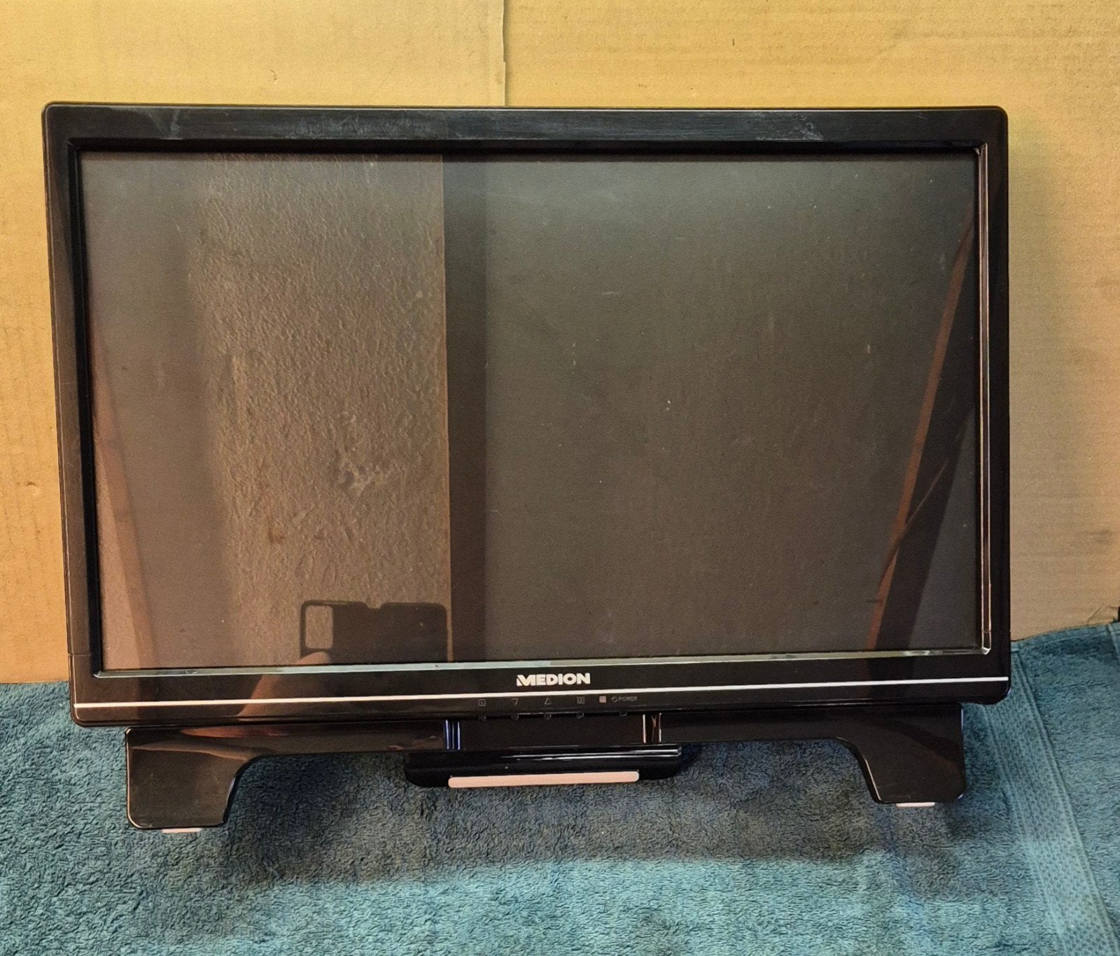 Medion 21,5 inch LCD Touchscreen Monitor (MD 20165)
.
.
Besc, Computers en Software, Ophalen, Gebruikt, Medion, Touchscreen