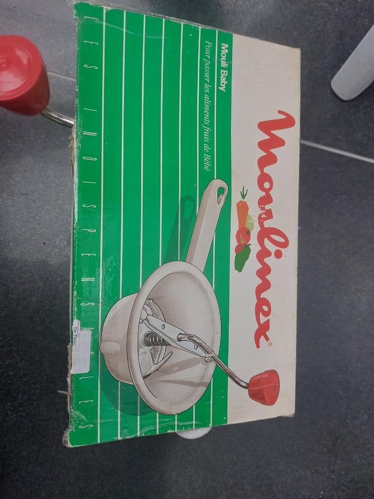 Moulinex Mouli Baby - Vintage Babyvoeding Pureerapparaat, Minder dan 1 liter, Ophalen of Verzenden, Zo goed als nieuw, 1 snelheid