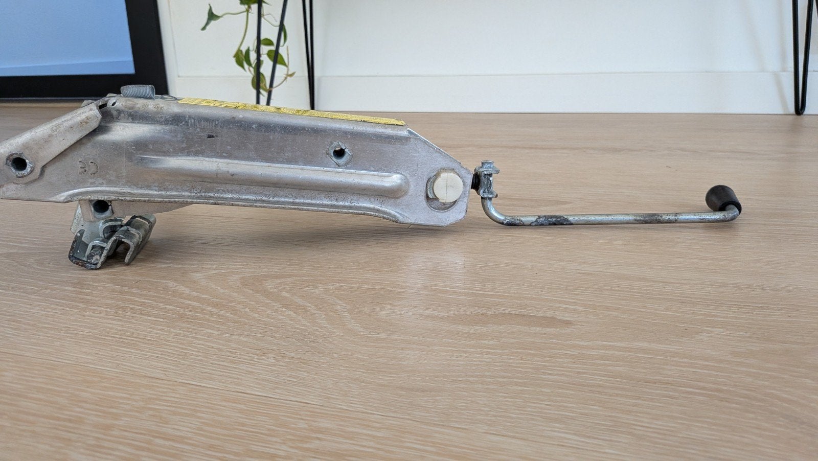 Mechanische schaarkrik type 8L0011031A voor oa VW en Audi, Auto diversen, Krikken, Ophalen of Verzenden