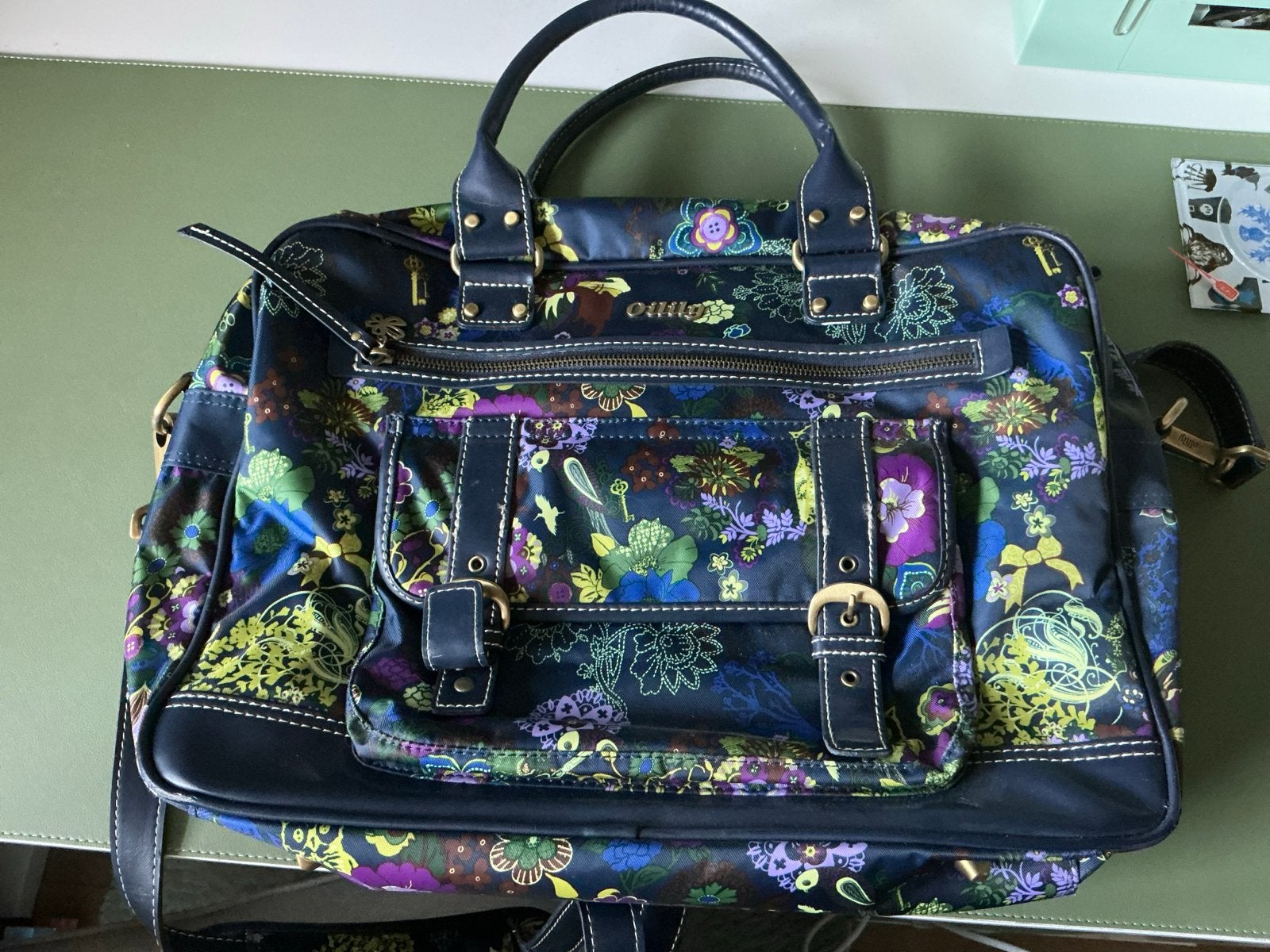 Oilily Schoudertas met Laptopvak - Zo goed als nieuw, Ophalen of Verzenden, Zo goed als nieuw, Overige kleuren, Overige typen