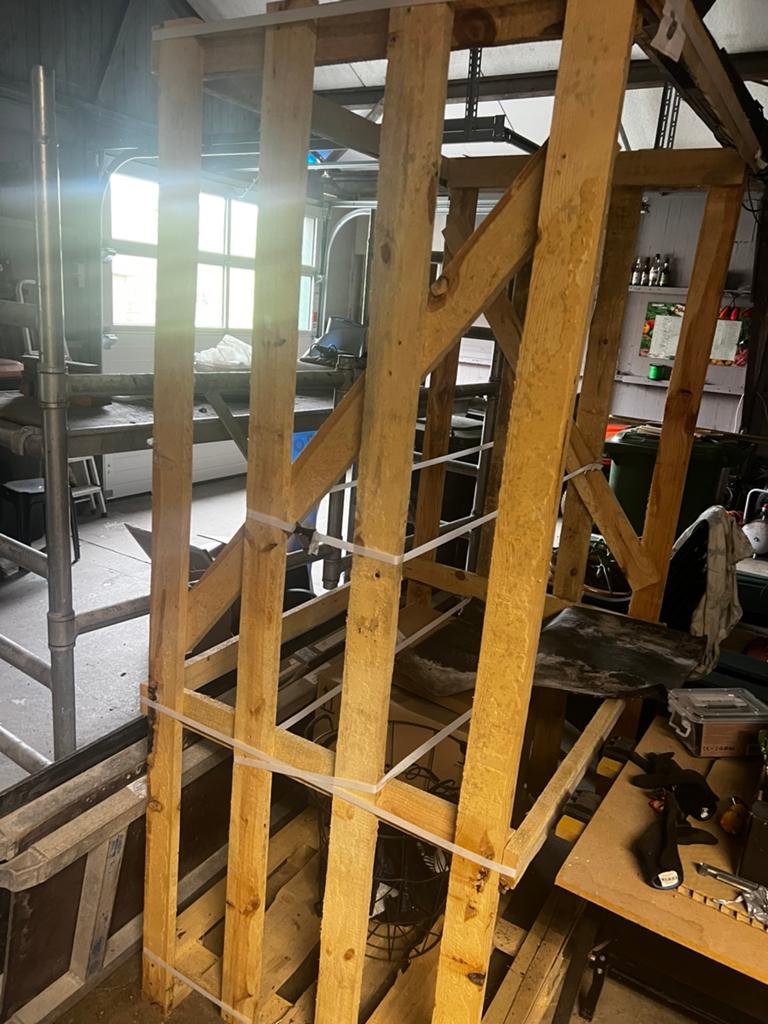 GRATIS! Houten pallet ombouw h200 b80 l115, Doe-het-zelf en Verbouw, Hout en Planken, Ophalen, Zo goed als nieuw, 50 mm of meer