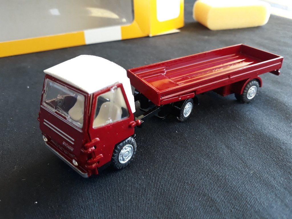 DAF Pony met oplegger rood Lion Car – NIEUW, Ophalen of Verzenden, Nieuw, Bus of Vrachtwagen, Overige merken