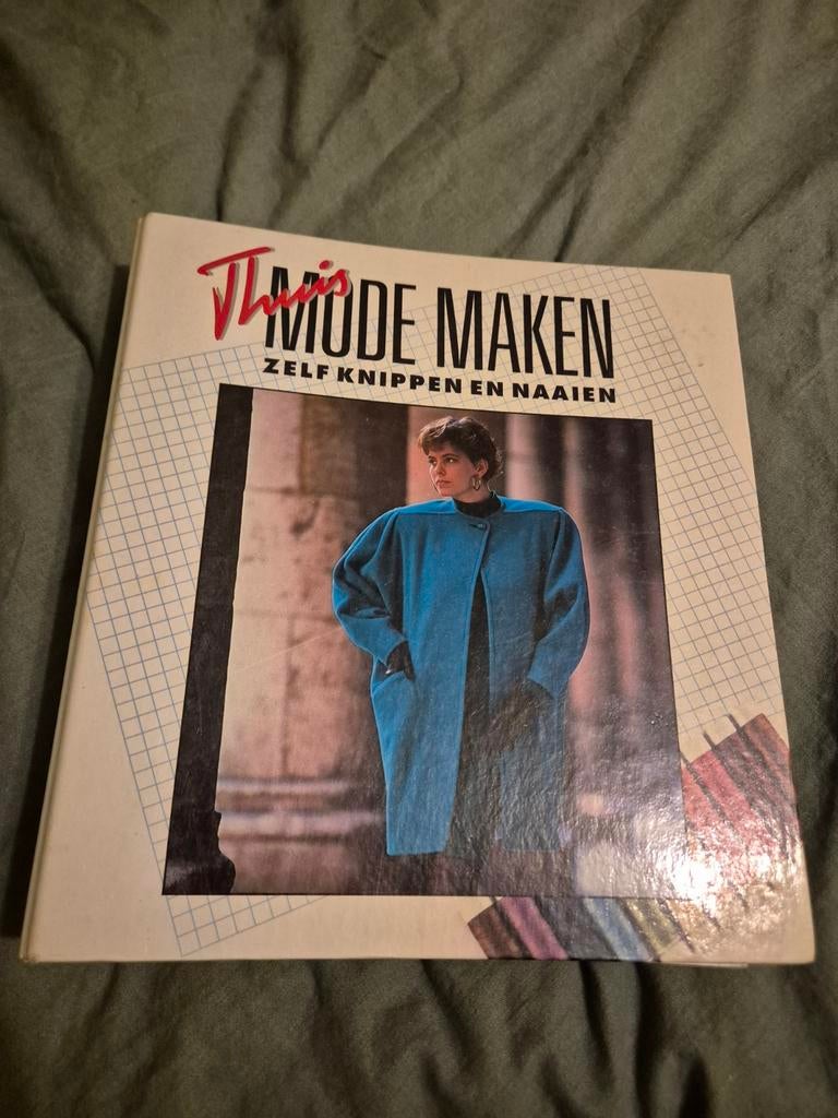 Vintage Naaitechnieken boek, Boeken, Ophalen of Verzenden, Zo goed als nieuw, Mode algemeen, Lekturama