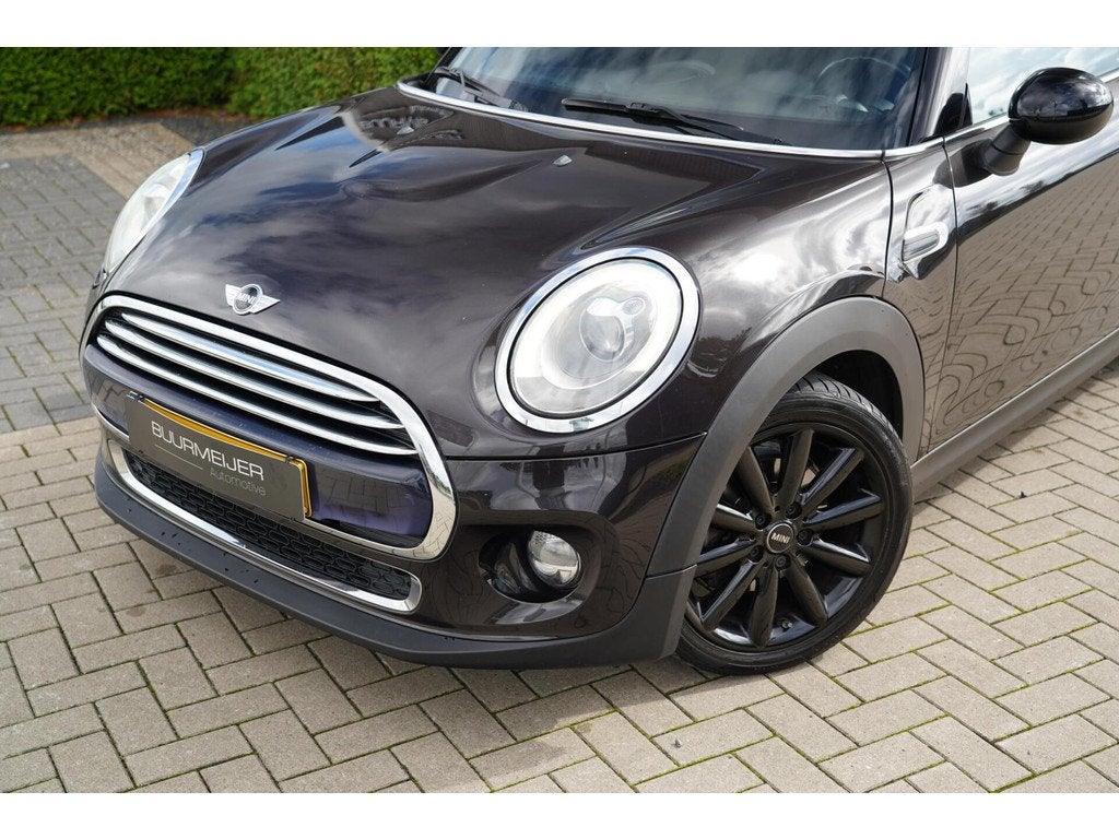 MINI Cooper 1.5 Cooper Business (bj 2015), Stof, Gebruikt, Bruin, 4 stoelen