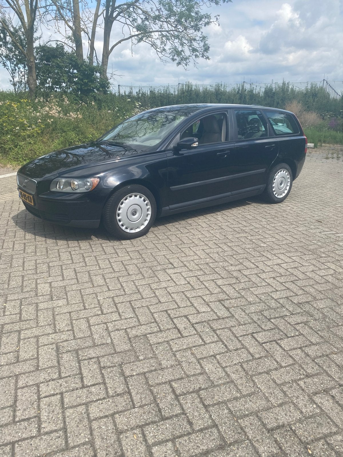 Volvo V50 1.8 2005 Zwart inruil mogelijk, Auto's, Volvo, Voorwielaandrijving, 1281 kg, 4 cilinders, Zwart
