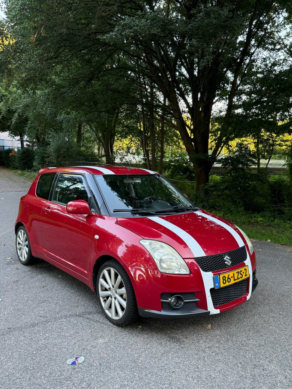 Suzuki Swift 1.6 3D Sport 2007 Rood, Auto's, Voorwielaandrijving, 40 €/maand, 4 cilinders, Swift