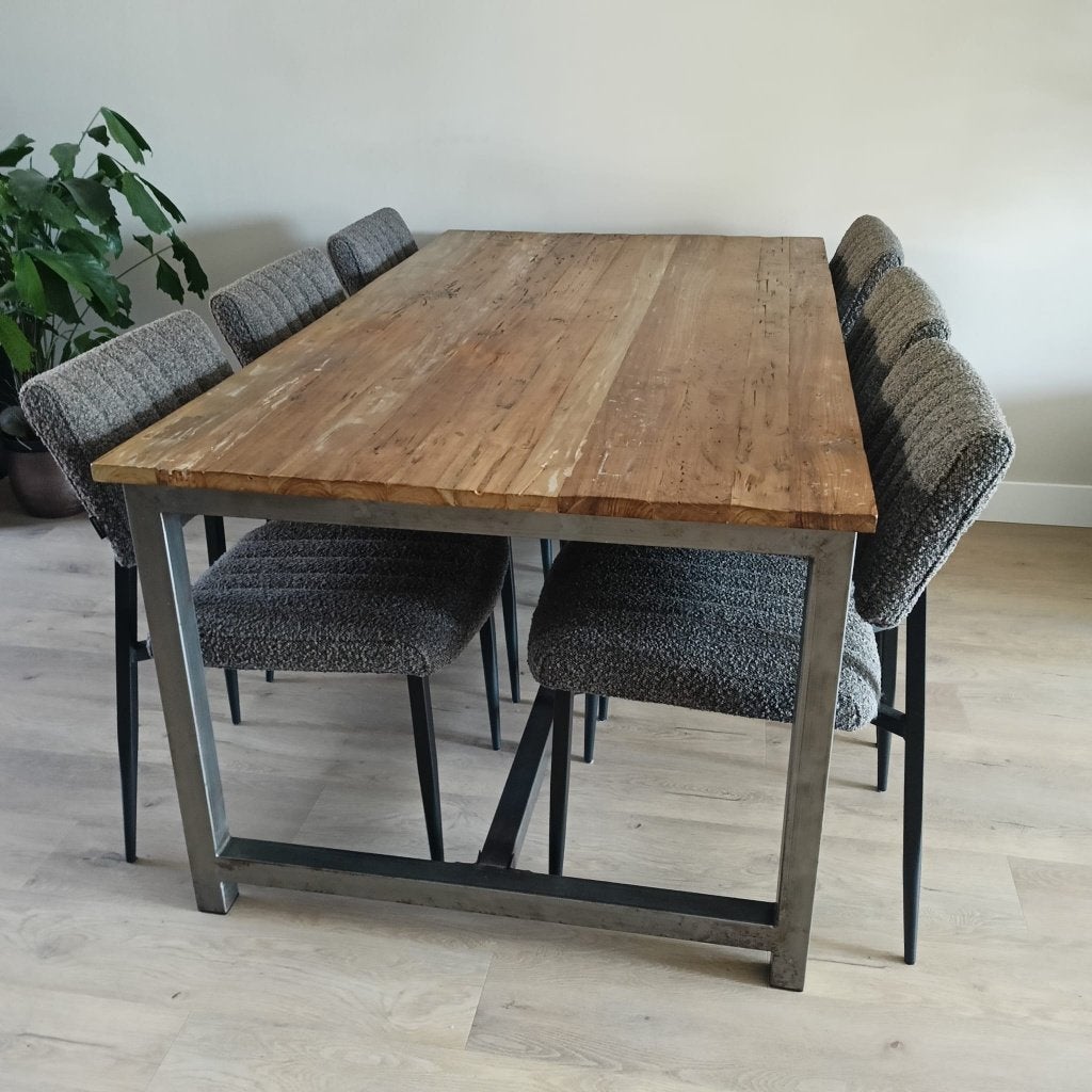 Industriële tafel te koop, Ophalen, Gebruikt, 50 tot 100 cm, Vijf personen of meer