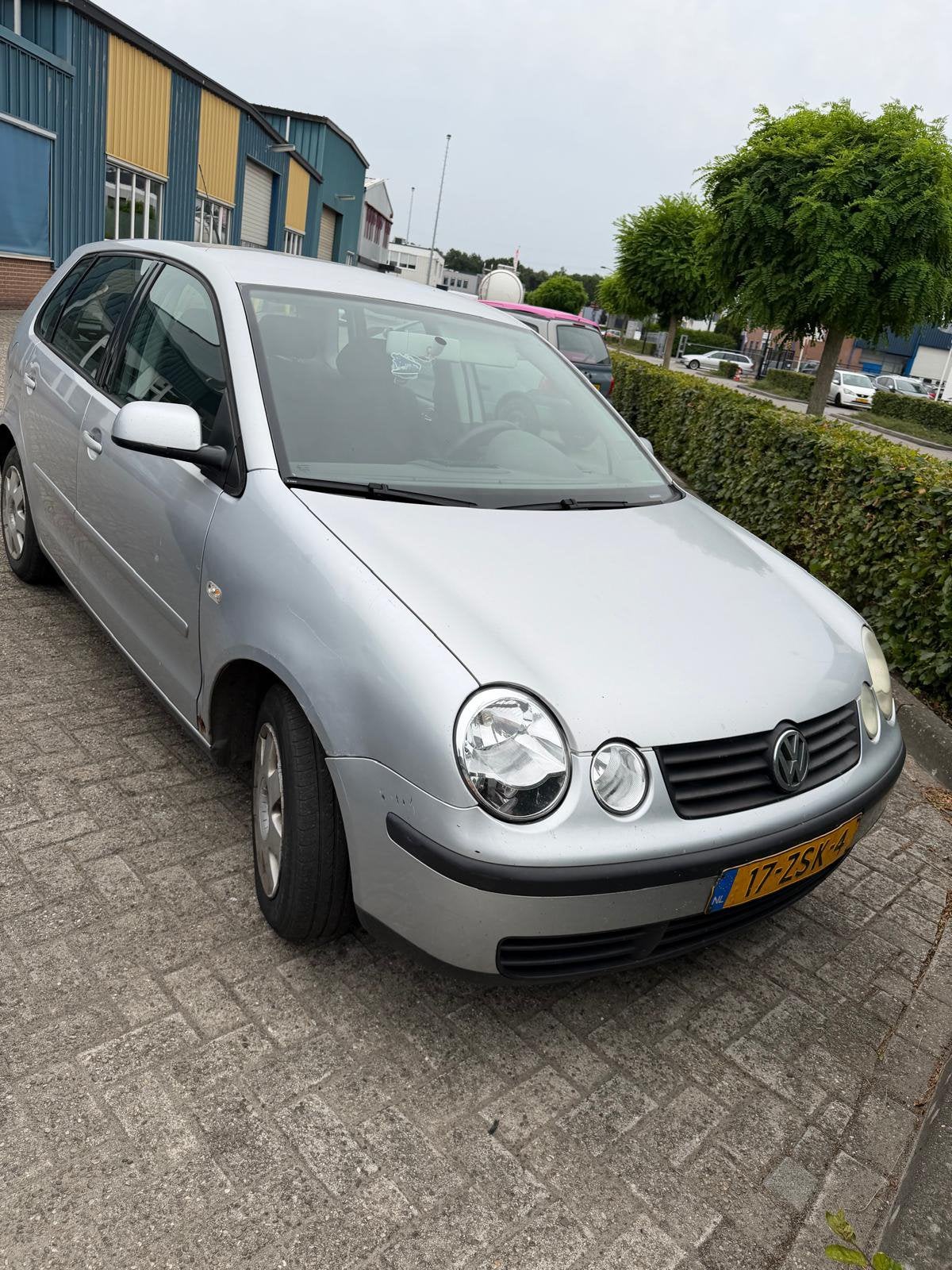 Volkswagen Polo 1.4 2004 Grijs, Auto's, Handgeschakeld, Grijs, Particulier, 1000 kg