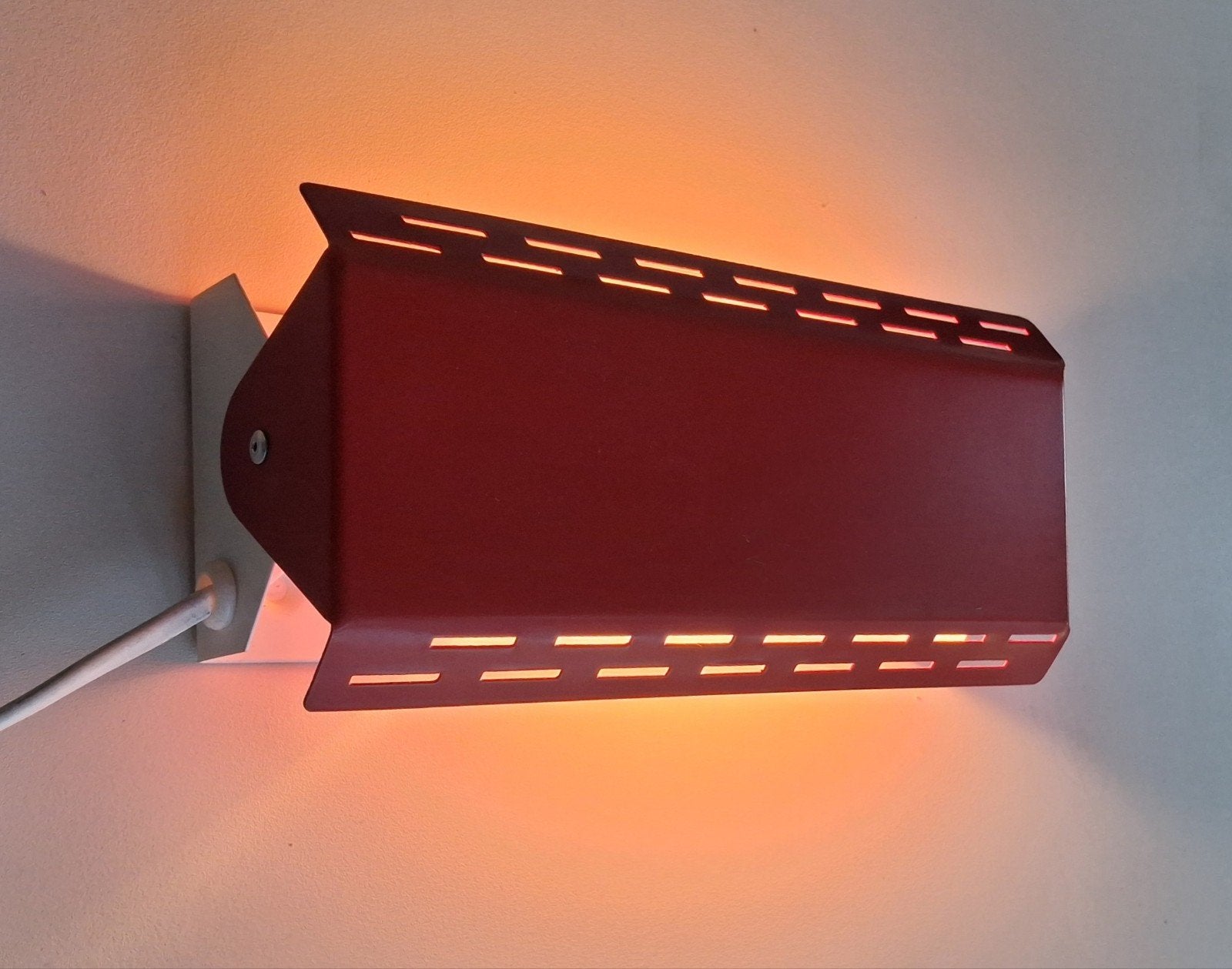 vintage bedlampje,  rood, Gebruikt, Rood, Bedlamp, E14 (klein)