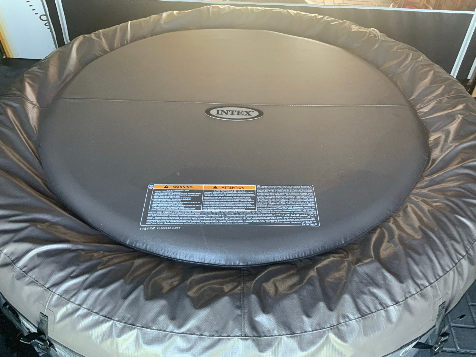 Intex PureSpa Greywood Deluxe opblaasbare jacuzzi, Ophalen of Verzenden, Zo goed als nieuw, Afdekzeil, Opblaasbaar