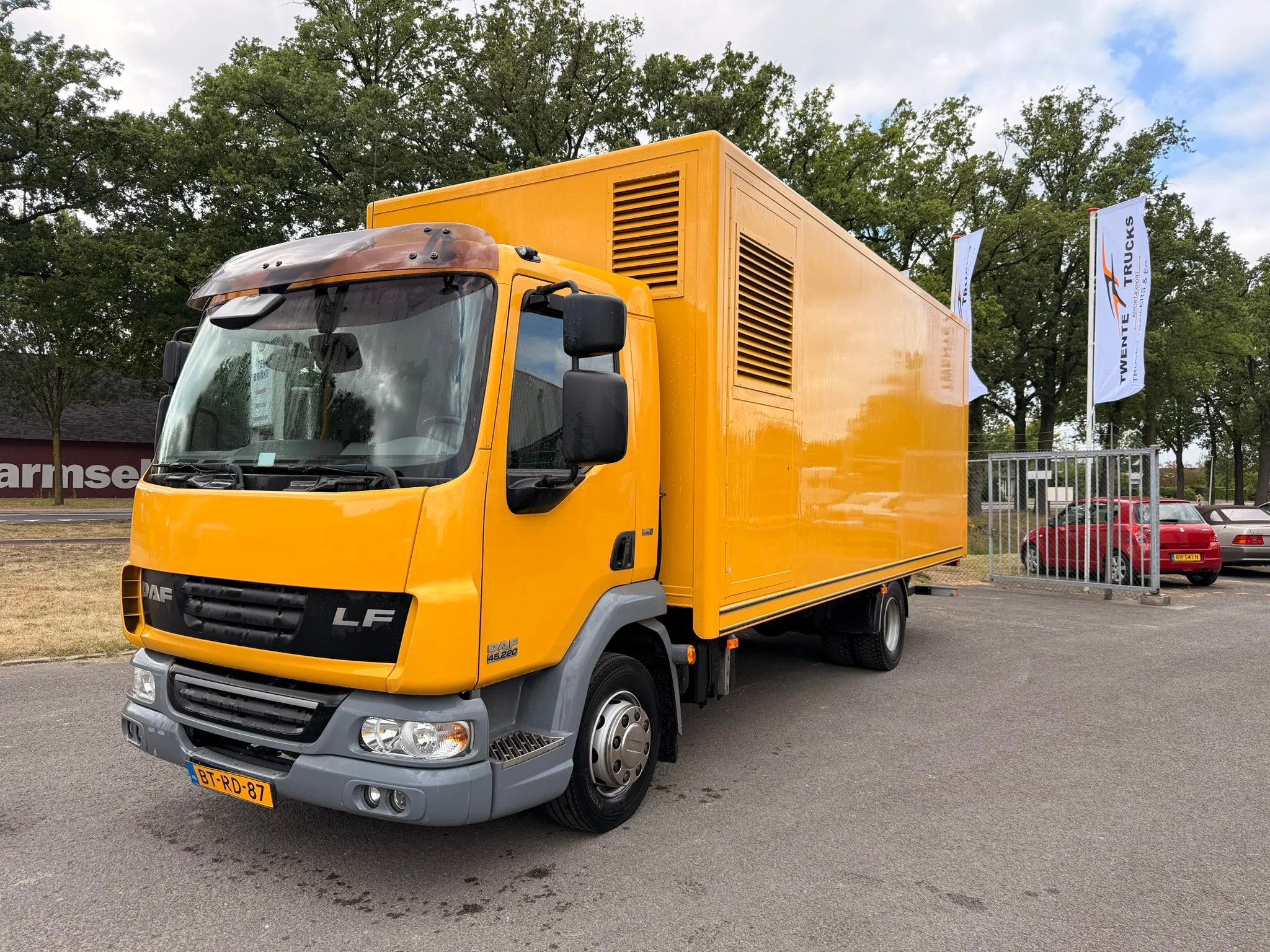 DAF LF 45 45.220 (bj 2008), Auto's, Automaat, Euro 5, Achterwielaandrijving, Origineel Nederlands