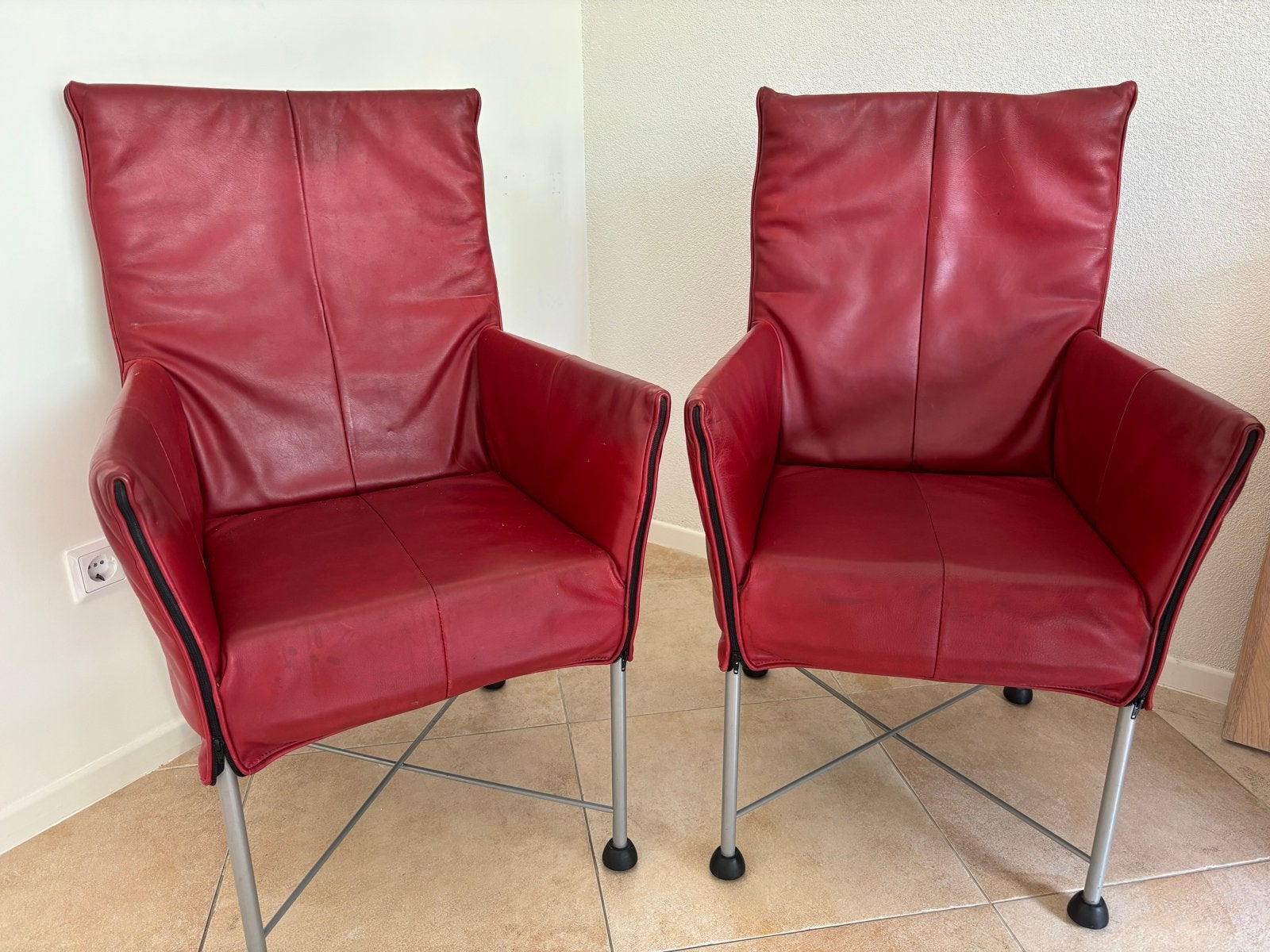 2 Montis Chaplin eetkamerstoelen - Rood leer, Ophalen, Gebruikt, Twee, Leer