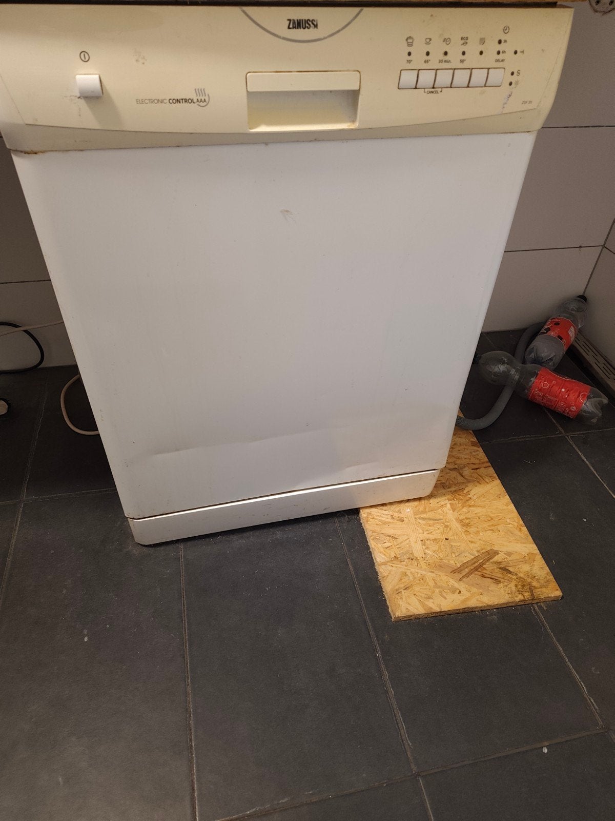 Gebruikte vrijstaande vaatwasser Zanussi, Gebruikt, 60 cm of meer, Ophalen of Verzenden, Vrijstaand