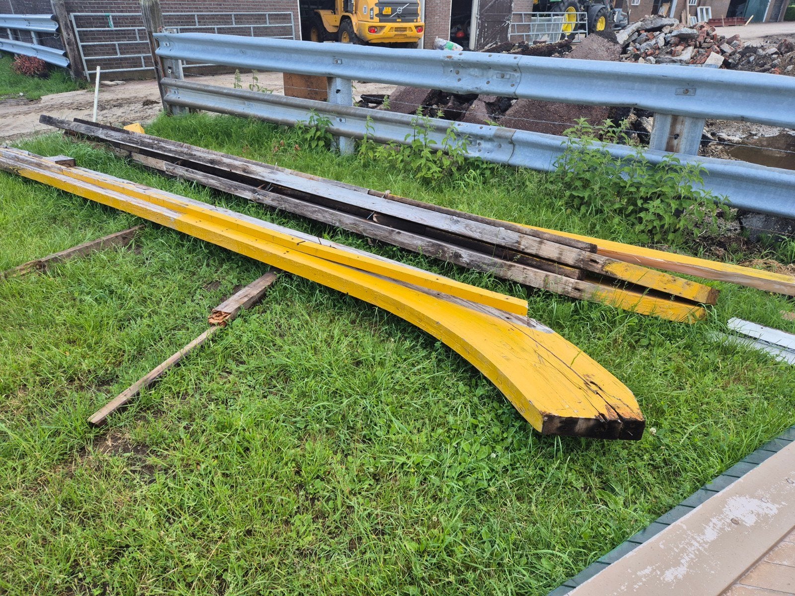 Hout gratis op te halen, Ophalen, Overige houtsoorten, 50 mm of meer, Minder dan 200 cm