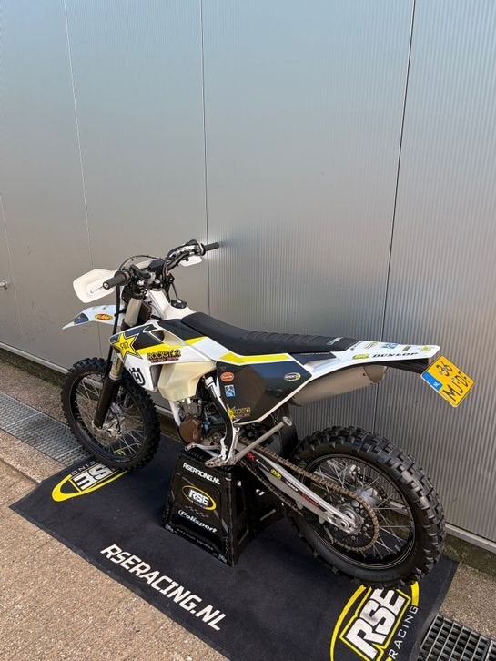 HUSQVARNA FE 450 (bj 2017) 127 hrs, Motorrijbewijs A, Bedrijf, Onbekend, Enduro