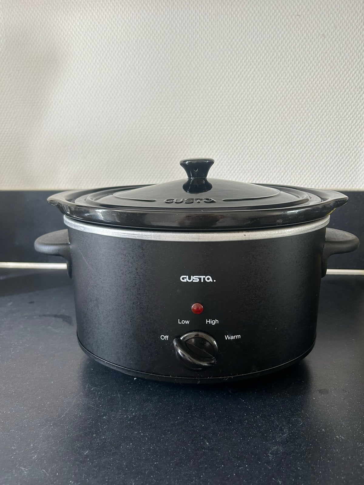 Gusta Slowcooker - Compact en Efficiënt, Ophalen, Zo goed als nieuw