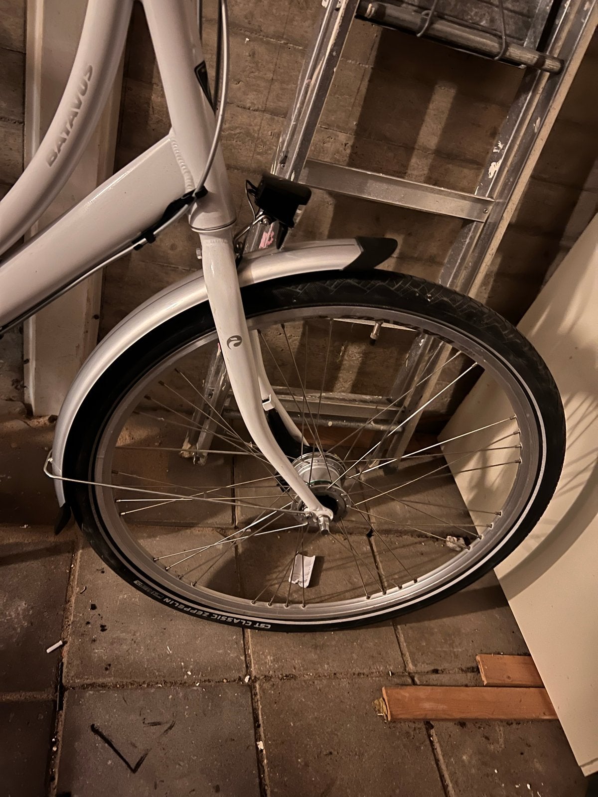 Batavus Damesfiets - Zo goed als nieuw, Ophalen, Velgrem, Versnellingen, Batavus