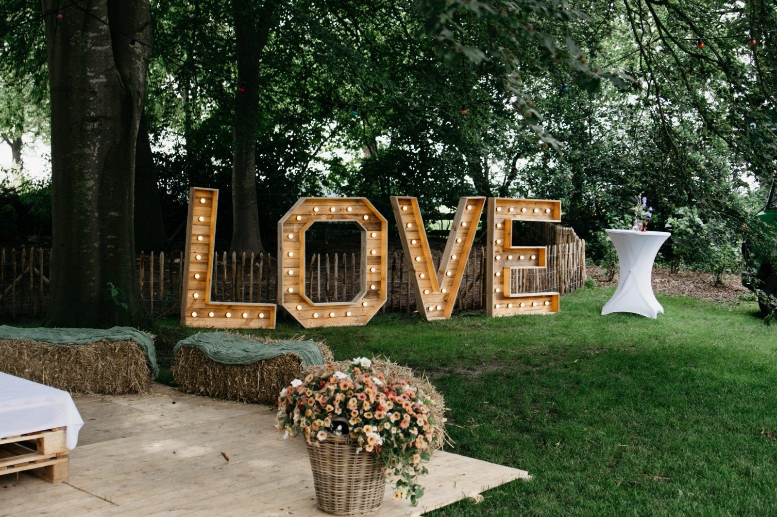Love licht letters, Ophalen, Geboorte of Huwelijk