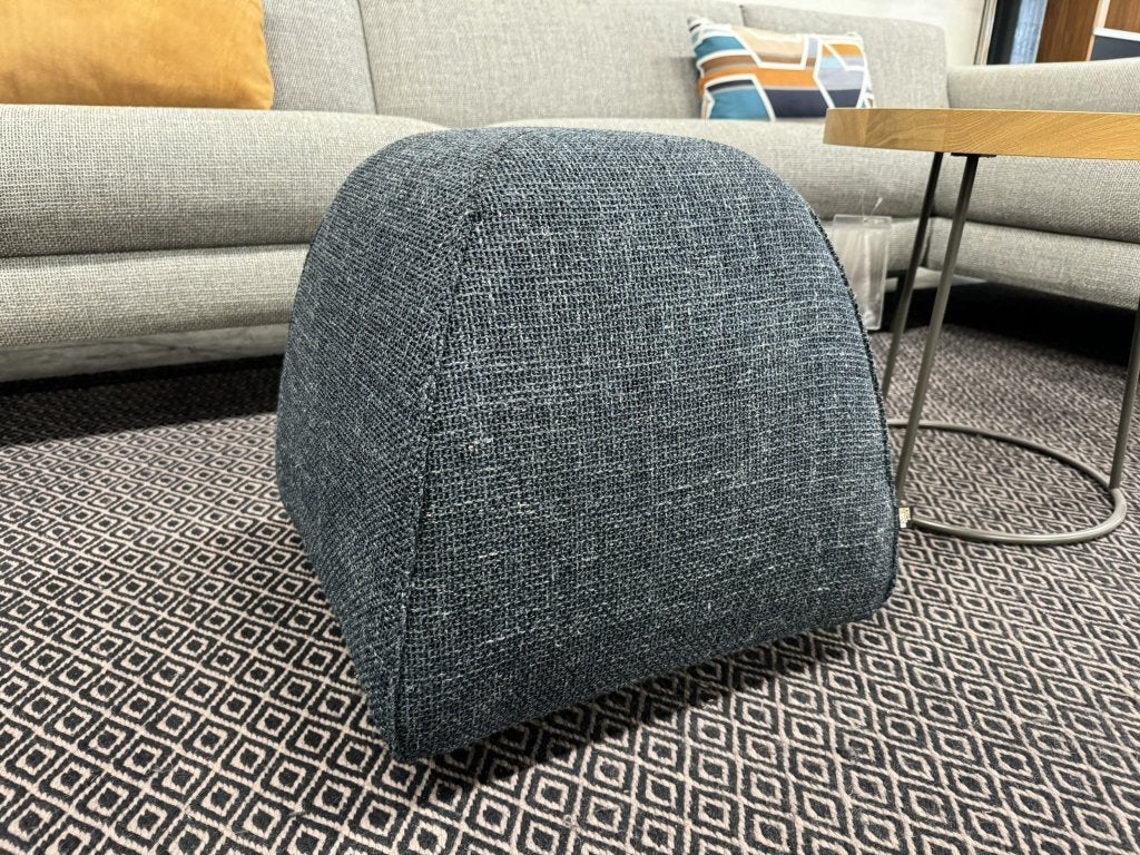 Nieuw Design On Stock Bimbom 43 Poef kruk stof blauw Bim Bom, Huis en Inrichting, Minder dan 50 cm, Gompenstraat 15, Minder dan 50 cm