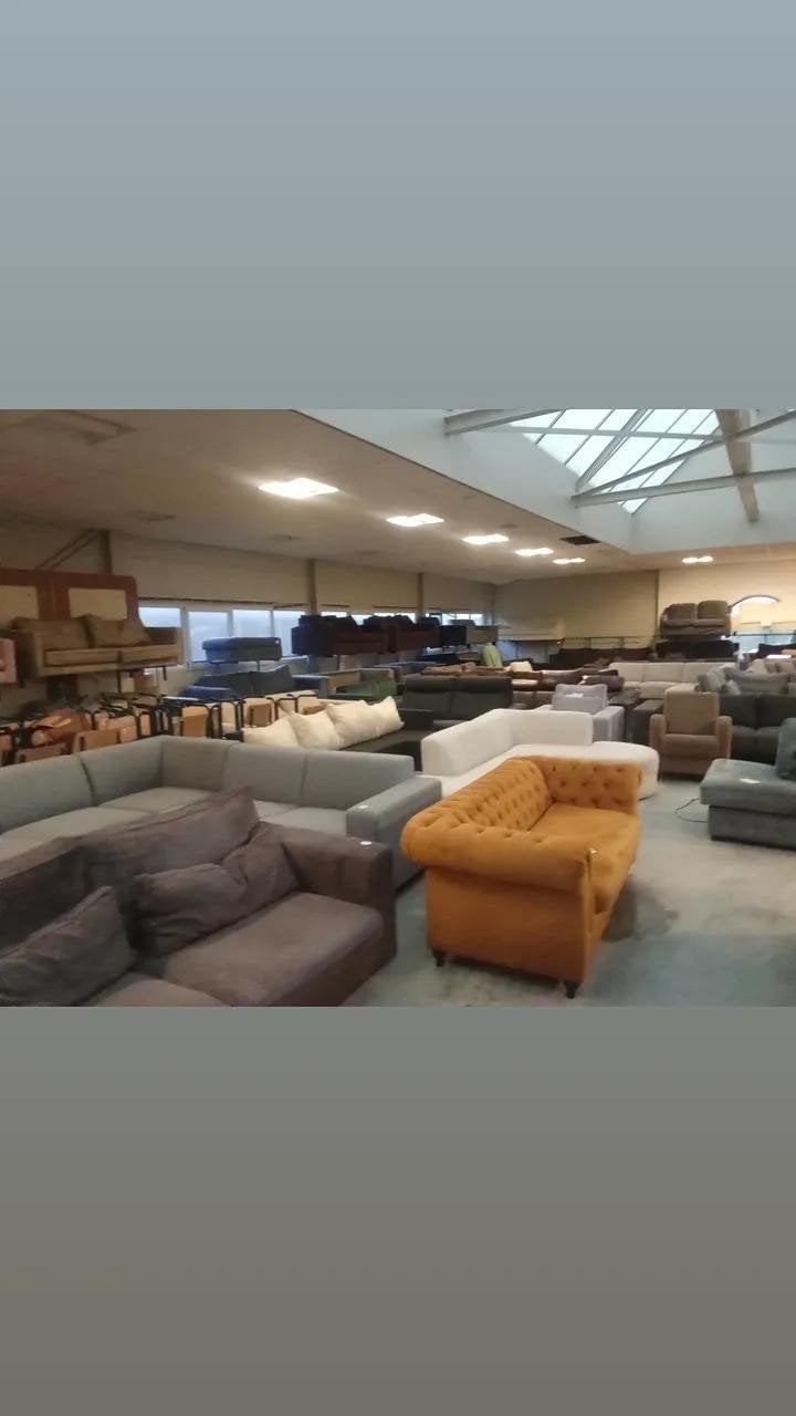 stoelen - banken - hoekbanken - tafels - meubel kringloop, ., Ophalen of Verzenden, Zo goed als nieuw, .