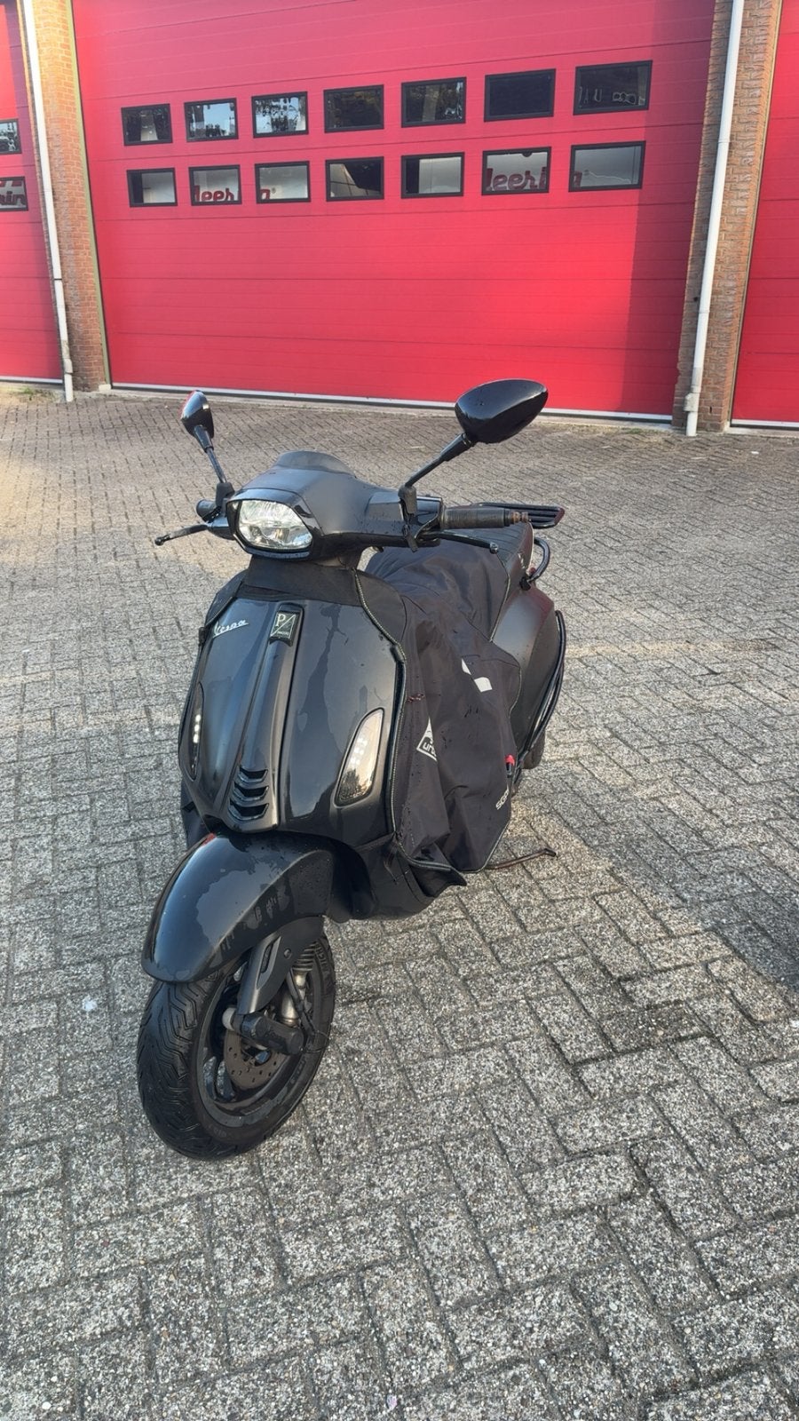 Vespa Sprint notte zwart. Full Option 50cc 2019 (E4 Malossi), Fietsen en Brommers, Ophalen, Maximaal 45 km/u, Vespa S, Zo goed als nieuw