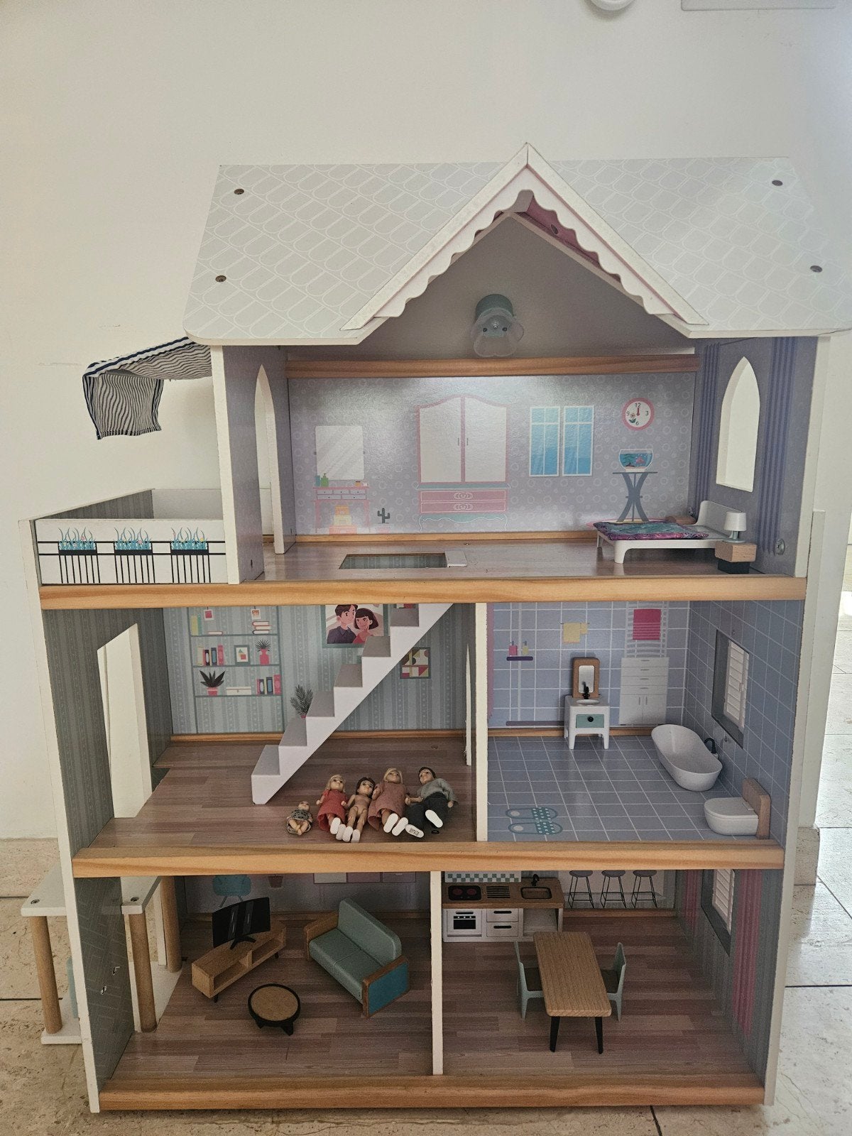 Groot Houten Poppenhuis met Meubels en Poppen, Ophalen, Gebruikt, Overige typen