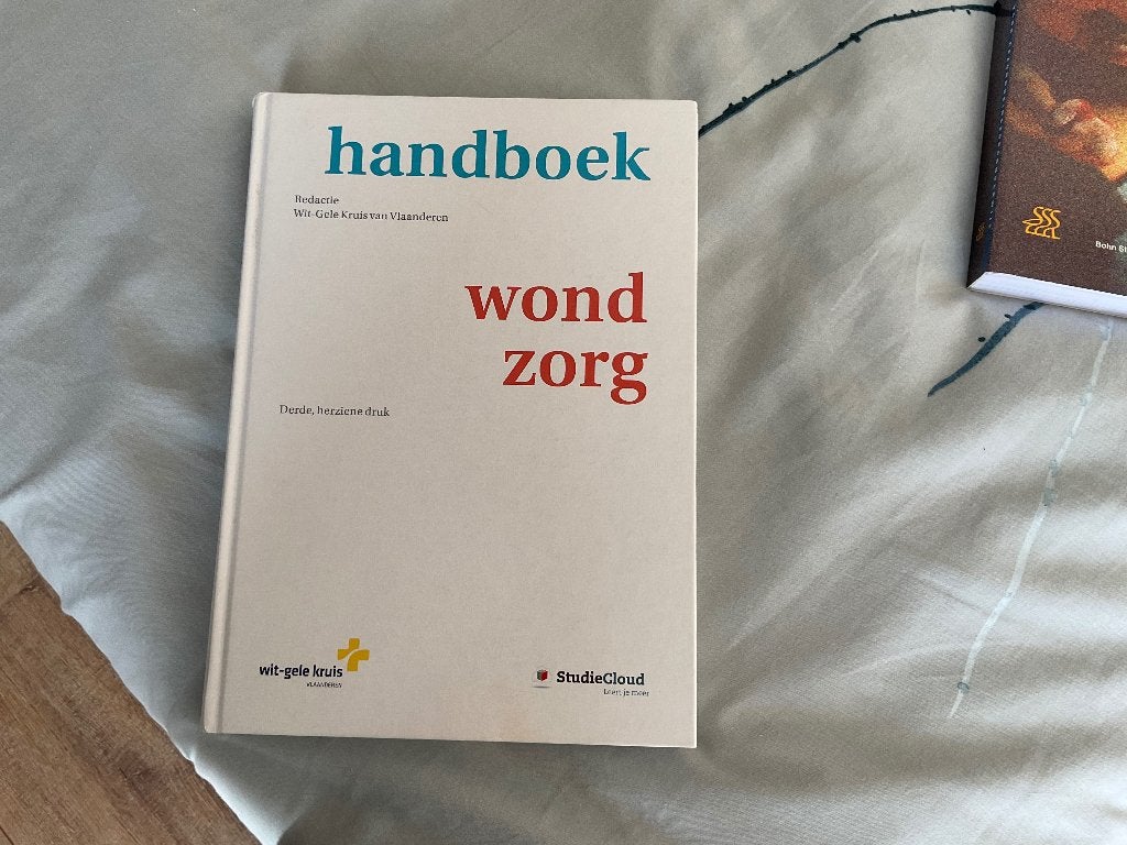 Handboek wondzorg, Ophalen of Verzenden, Beta, Zo goed als nieuw, HBO