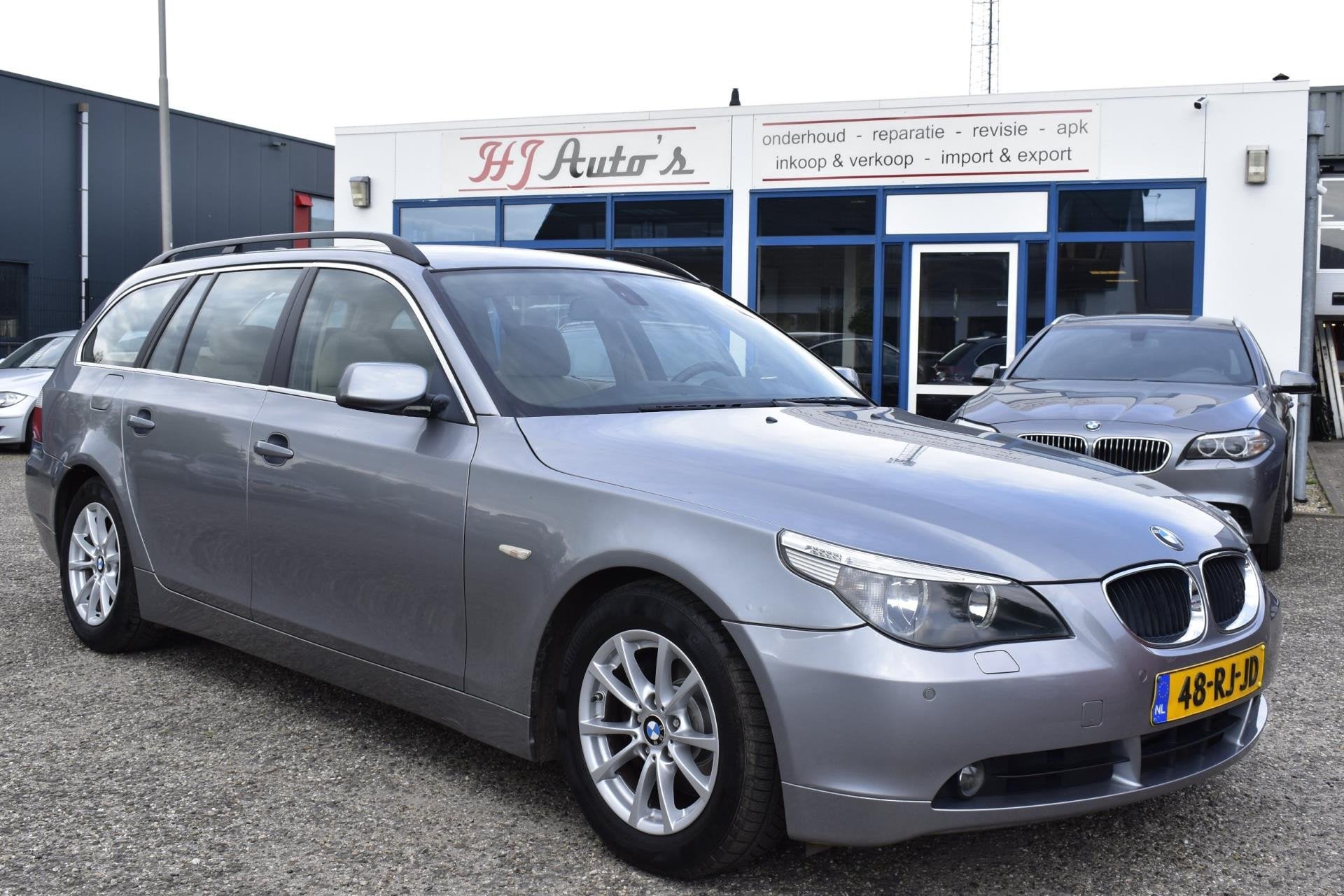 BMW 5-serie Touring 525i Executive youngtimer origineel Nede, Auto's, Automaat, Achterwielaandrijving, Gebruikt, Beige