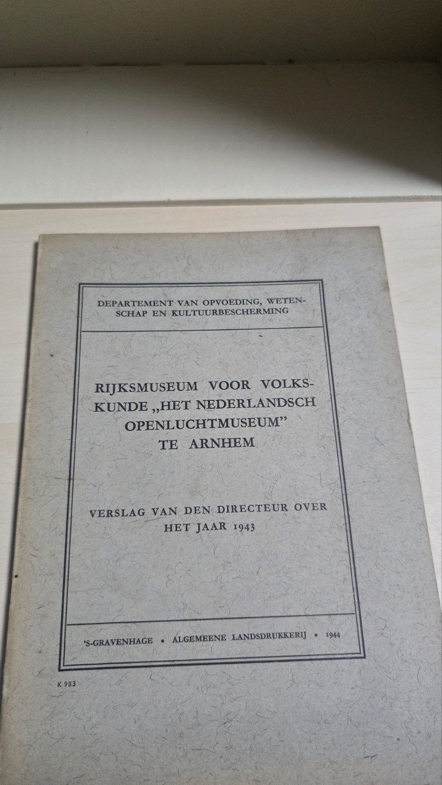 Verslag Nederlands Openluchtmuseum Arnhem 1943, Boeken, Ophalen of Verzenden, 20e eeuw of later, Gelezen, Directeur Nederlands Openluchtmuseum