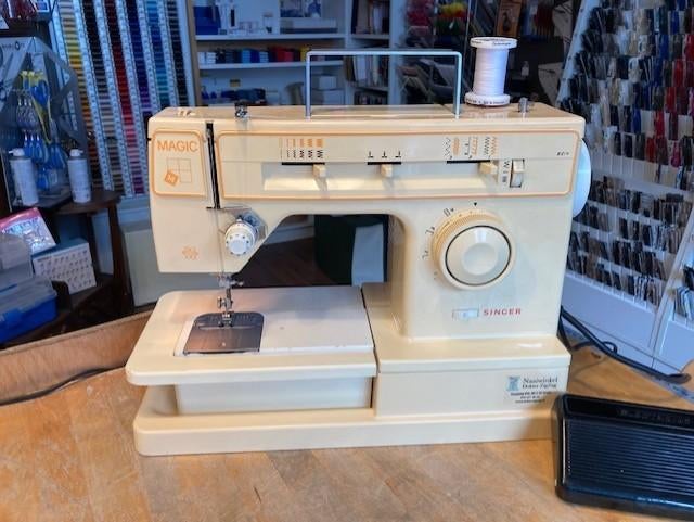 Singer 8214 "Magic 14" naaimachine, Gebruikt, Singer, Singer, Onbekend