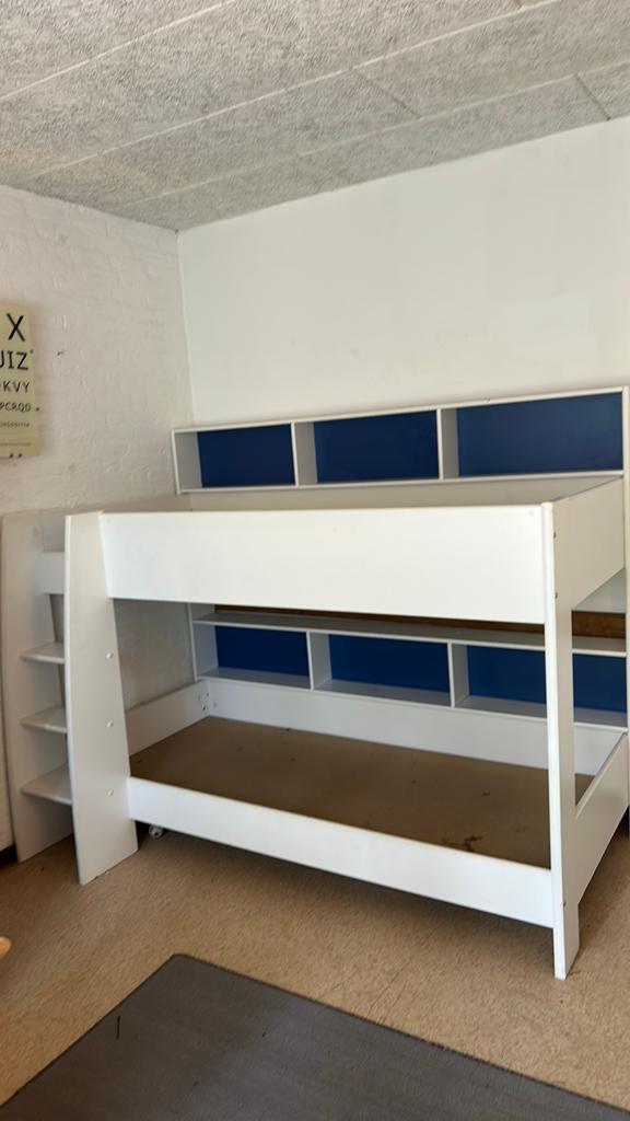 Stapelbed met kastje, 200x90cm matrassen, Huis en Inrichting, Slaapkamer | Stapelbedden en Hoogslapers, Ophalen, Gebruikt, 90 cm