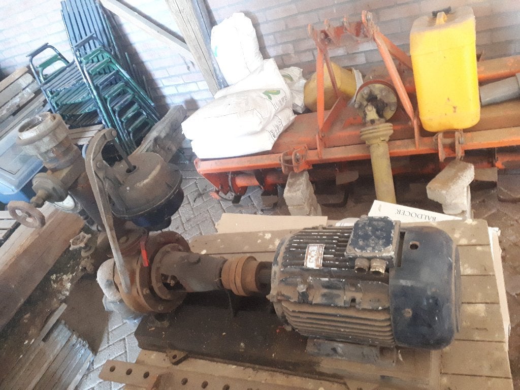 beregeningsinstallatie (pomp electromotor schakelkast, Ophalen, Gebruikt, Elektrisch, Beregeningspomp