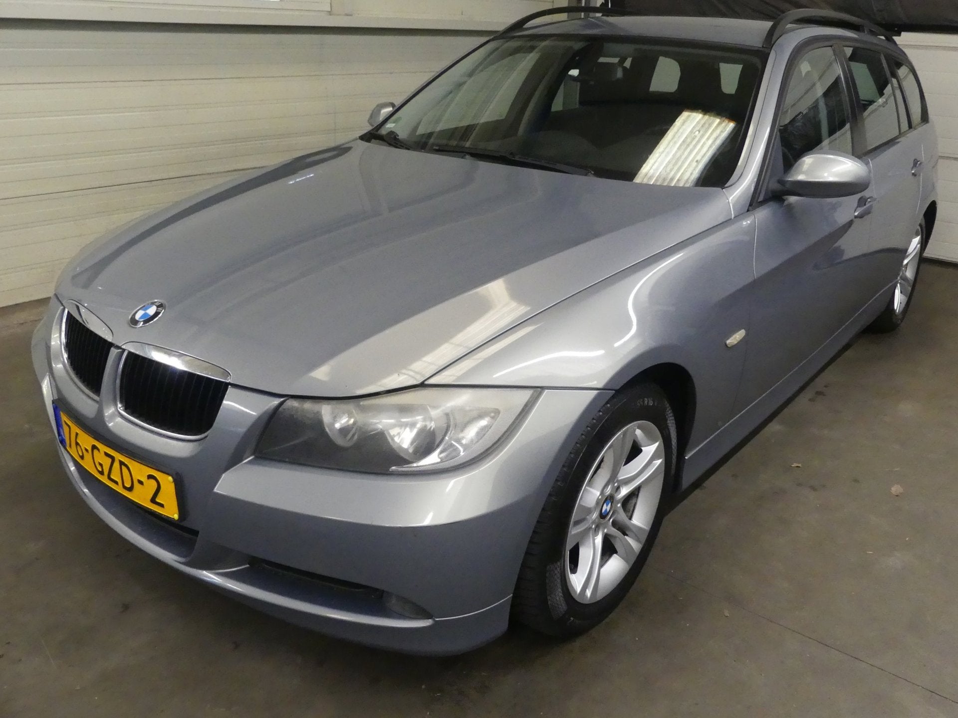 BMW 3-serie Touring 318i Business Line - Trekhaak - Cruise C, Zwart, Origineel Nederlands, Handgeschakeld, 1405 kg