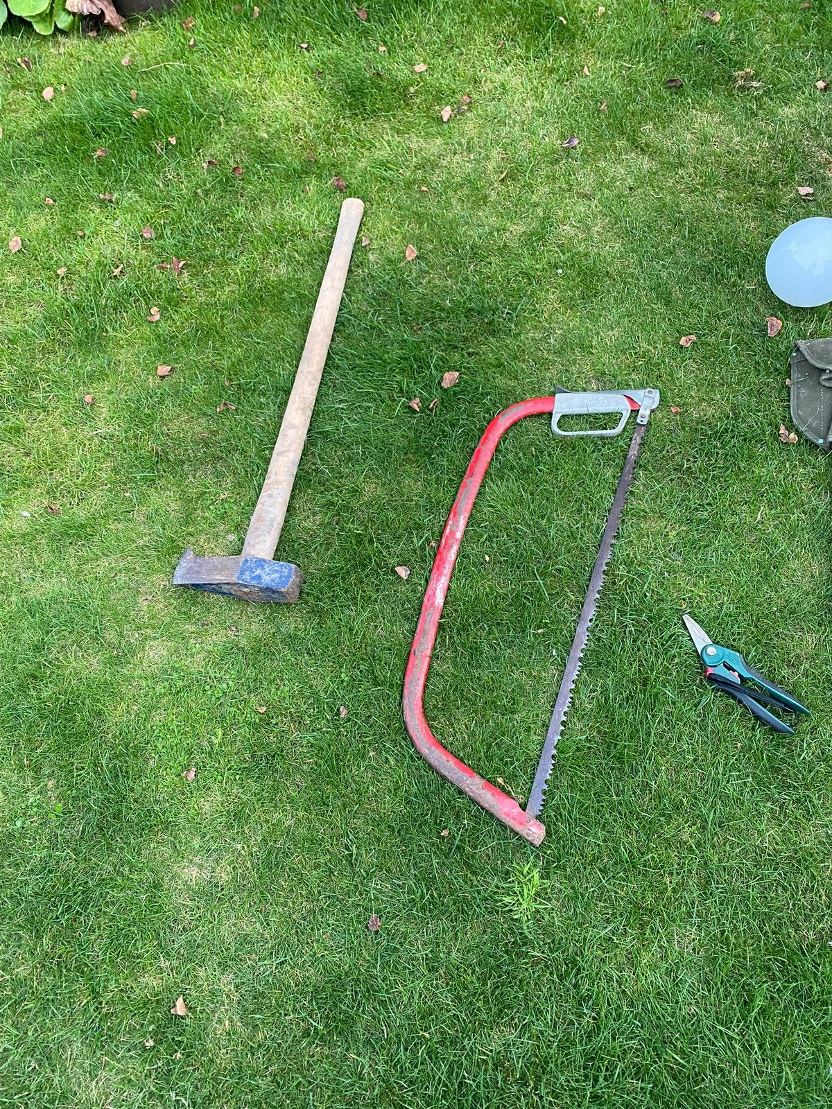 Grote kloofbijl met houten steel bijna gratis, Ophalen, Gebruikt