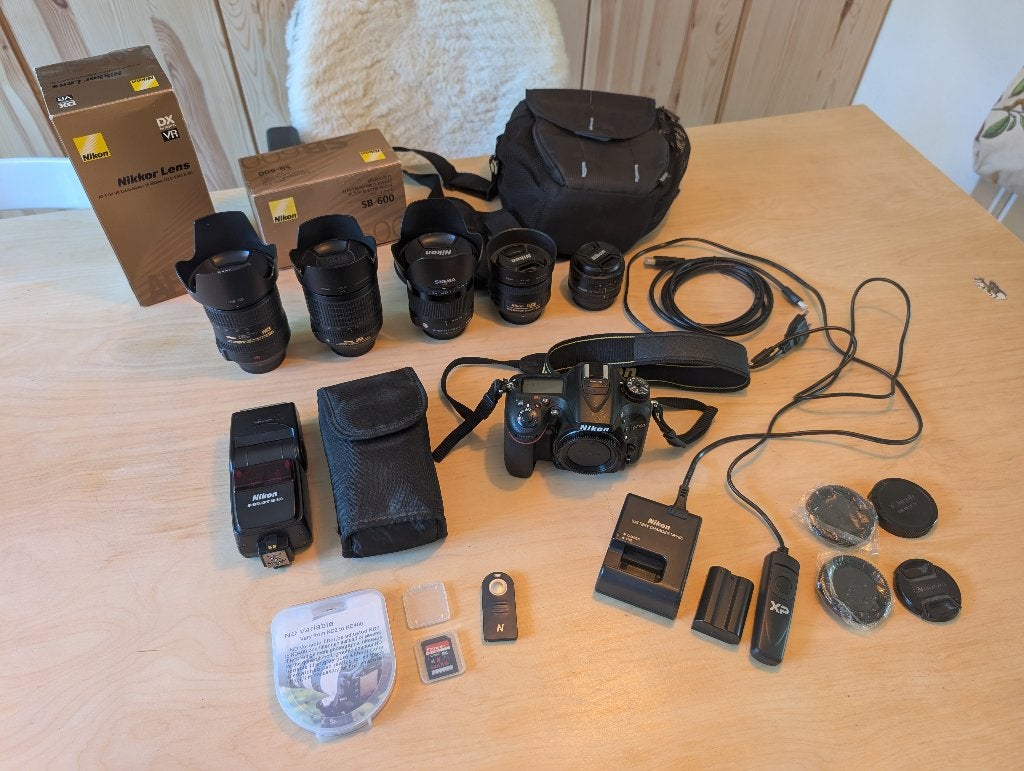 Nikon D7100 nieuwstaat - 5 lenzen, flitser en accesoires, Spiegelreflex, Ophalen of Verzenden, Zo goed als nieuw, 24 megapixels