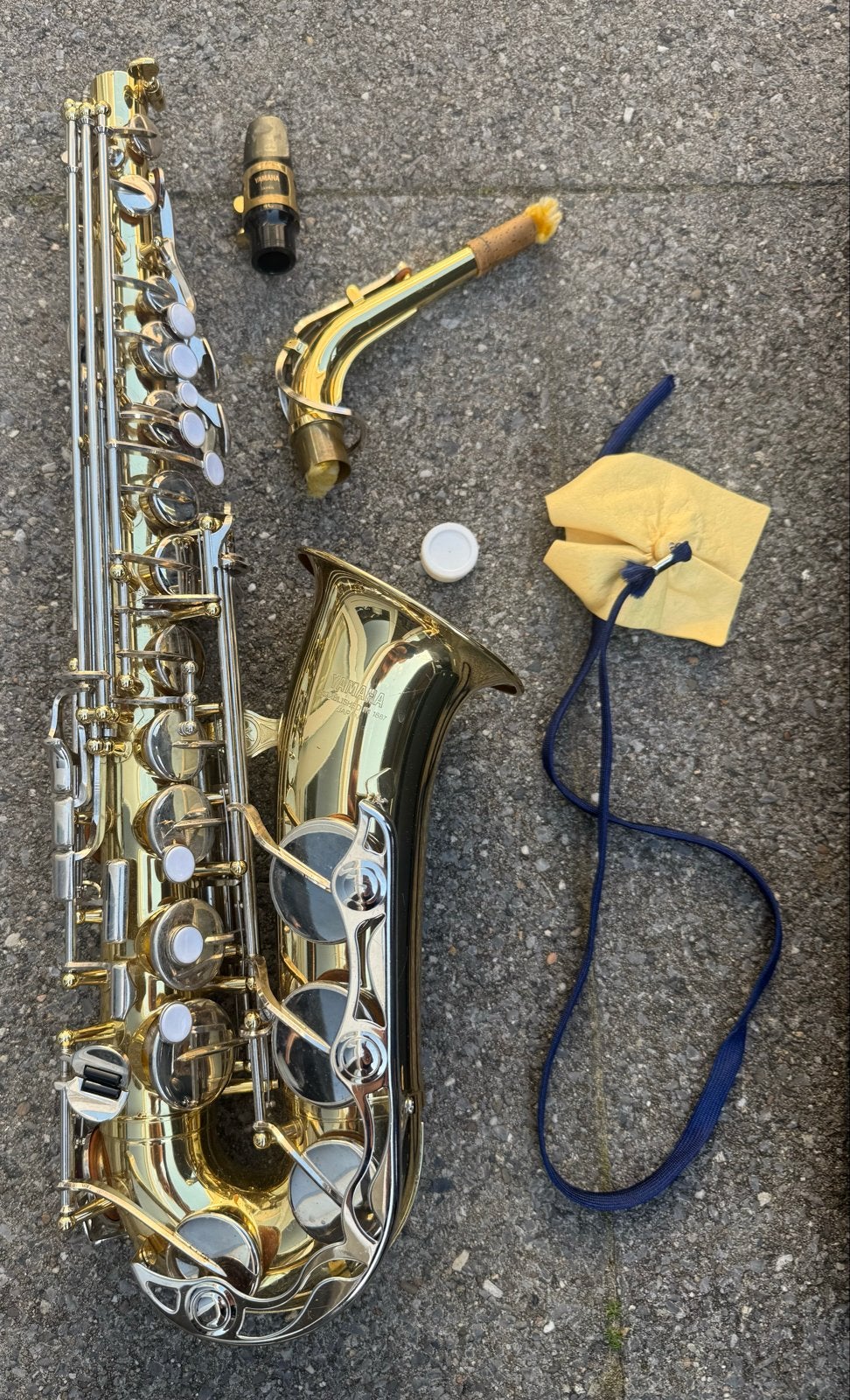 Yamaha YAS-25 Altsaxofoon - Gebruikt maar in goede staat, Ophalen, Gebruikt, Alt, Met koffer