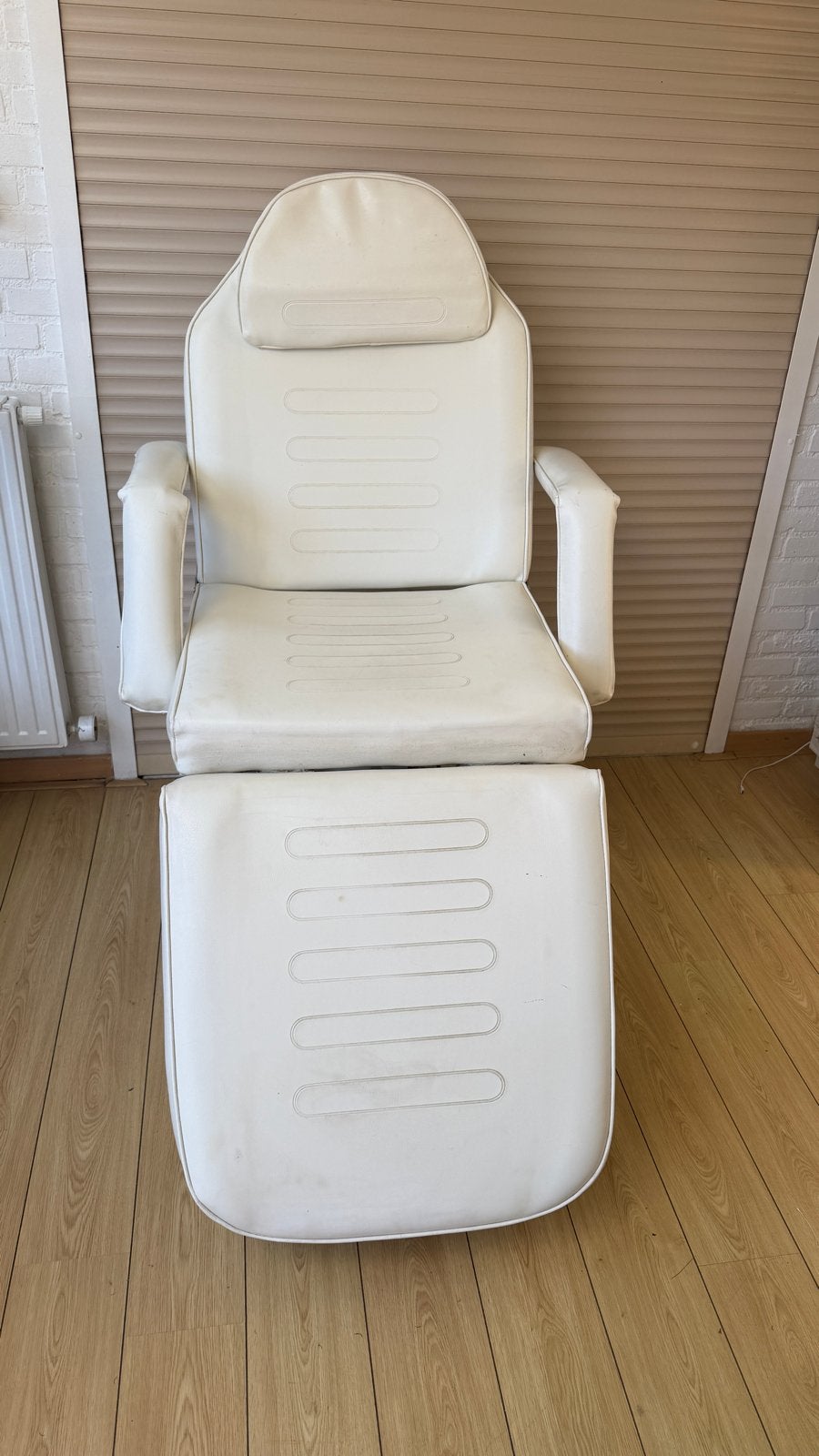 Elektrische behandelstoel / massagetafel, Zakelijke goederen, Overige plaatsen, Ophalen of Verzenden, Gebruikt, Overige typen