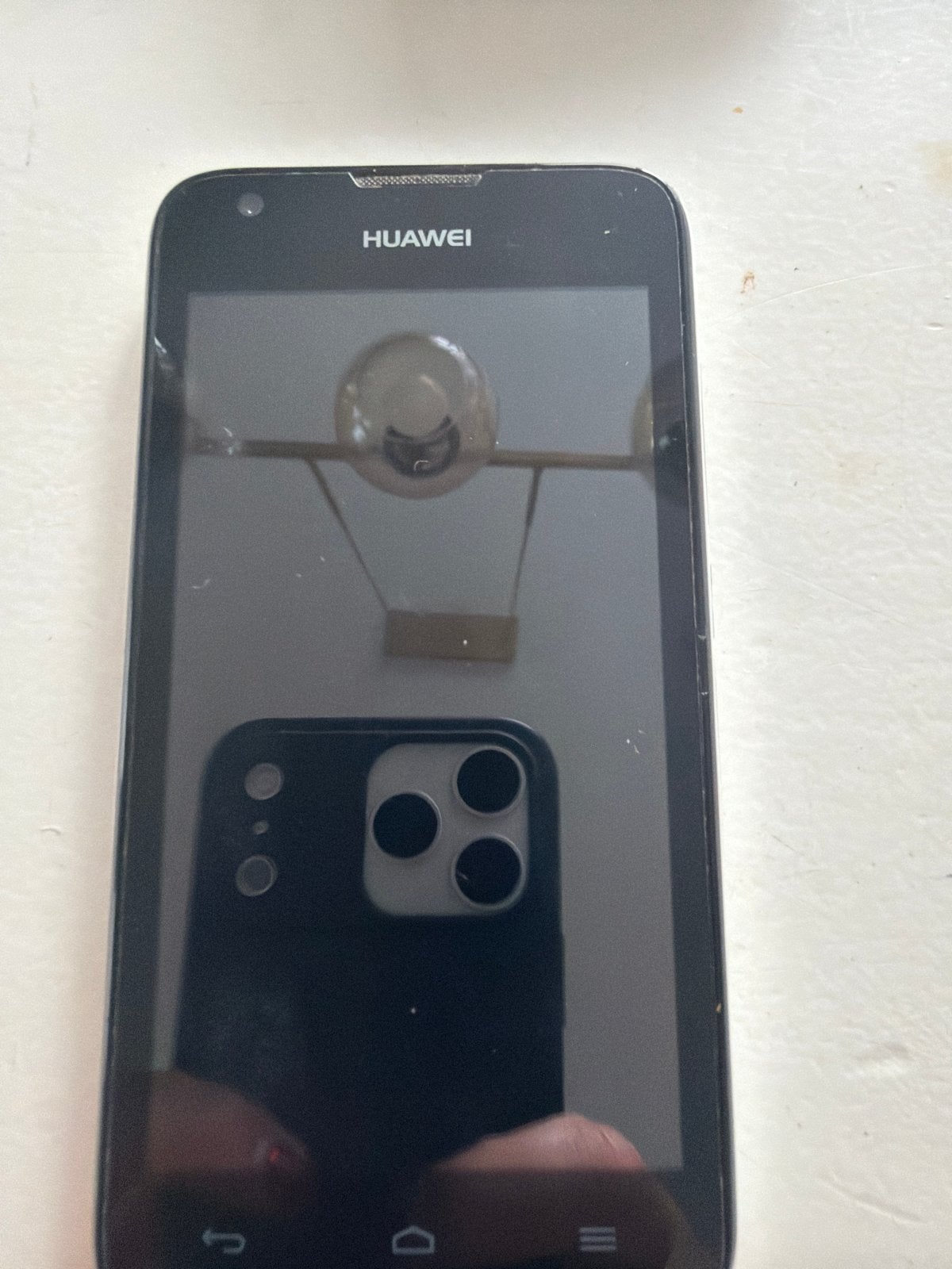 Huawei smartphone - Wit - Gebruikt, Telecommunicatie, Gebruikt, Wit, Touchscreen, 3 tot 6 megapixel