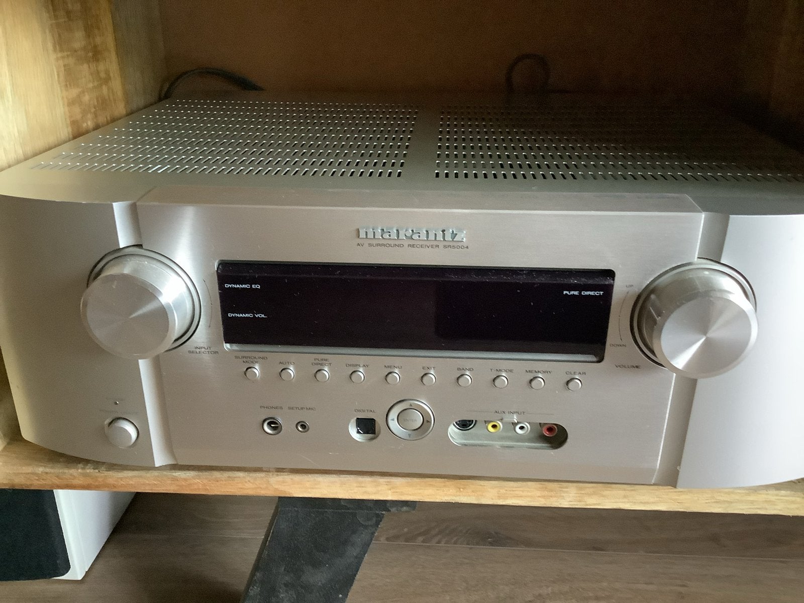 Marantz SR5004 AV Receiver slaat in protection mode, defect, Ophalen of Verzenden, Niet werkend, Marantz