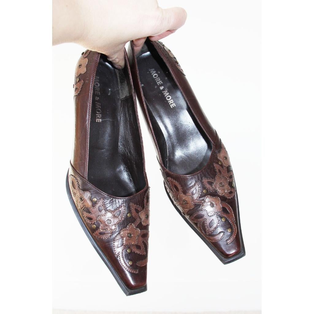 Prachtige Leren More & More Pumps -s15 (Maat 39) € 35,-, Kleding | Dames, Schoenen, Zo goed als nieuw, Pumps, Bruin, Ophalen of Verzenden