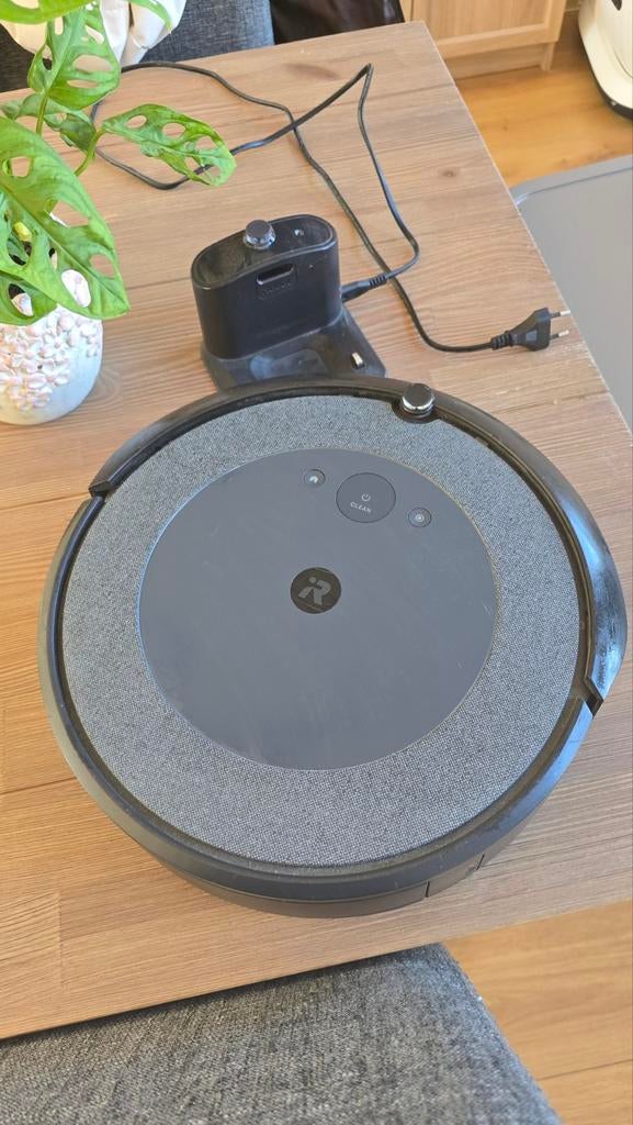 Robot Roomba i3 robotstofzuiger, Witgoed en Apparatuur, Stofzuigers, Ophalen, Gebruikt, Robotstofzuiger