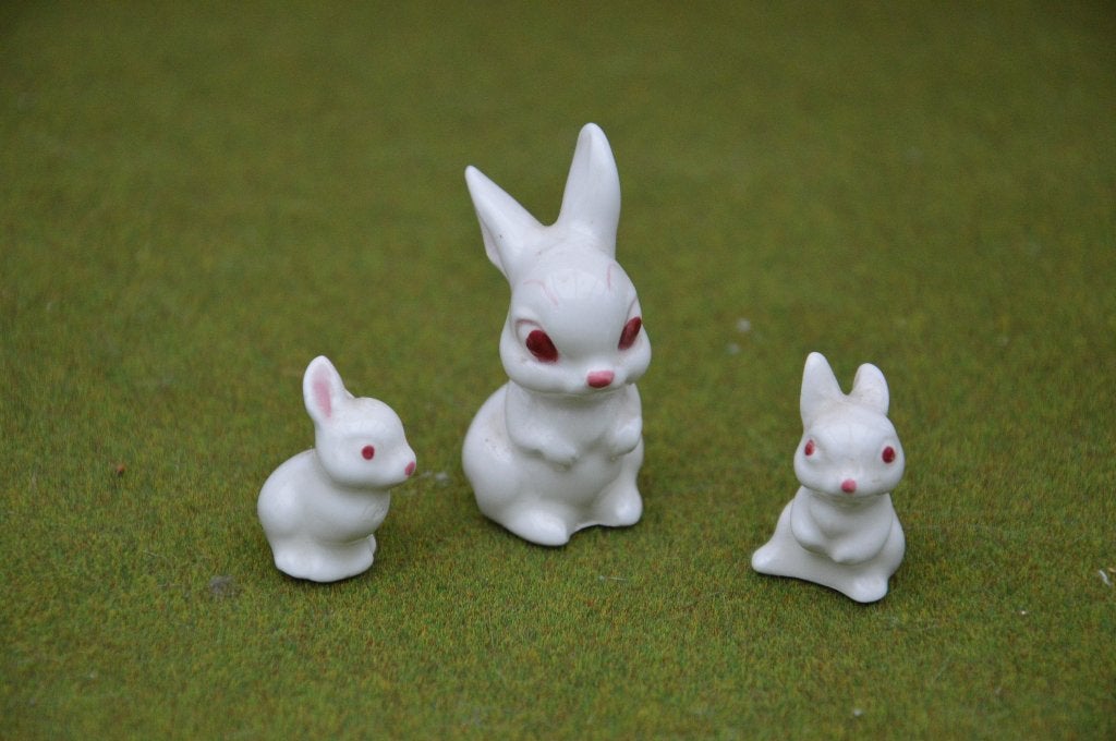 3 vintage porseleinen haasjes moeder met kleintjes Vaga Inte, Ophalen of Verzenden