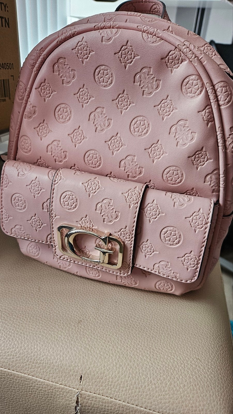 Guess rugzak roze met logo print, Overige merken, Gebruikt, 25 tot 40 cm, Ophalen of Verzenden