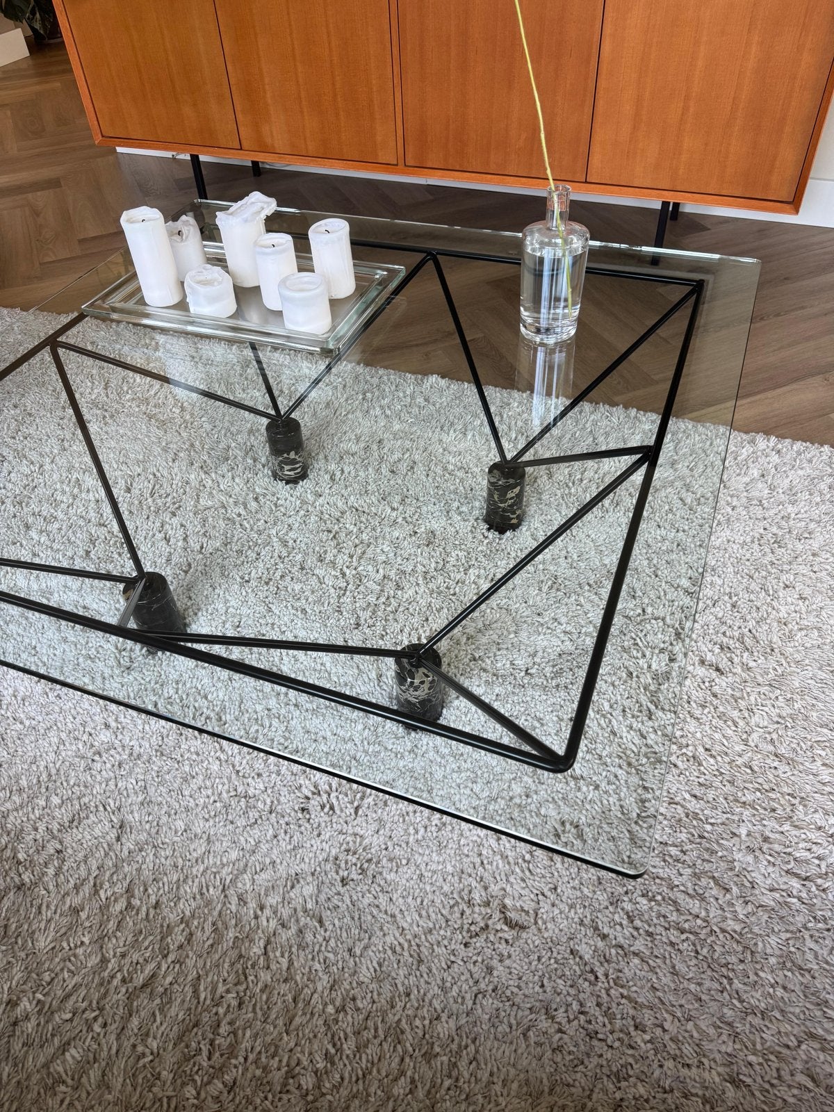 Glazen salontafel met metalen onderstel en marmeren poten, Ophalen, 50 tot 100 cm, Glas, Vierkant
