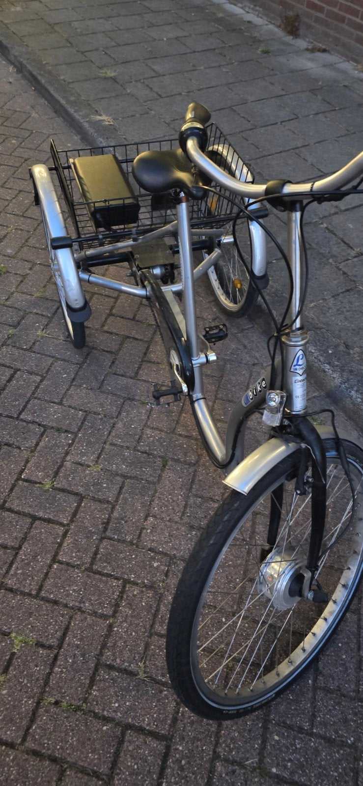 LinBike driewieler met elektrische ondersteuning, Fietsen en Brommers, Ophalen