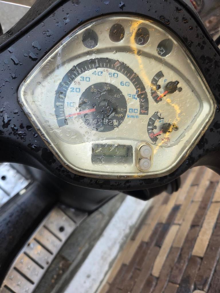 Znen snorscooter, Fietsen en Brommers, Snorfietsen en Snorscooters, Overige merken, Gebruikt, Ophalen of Verzenden, Benzine