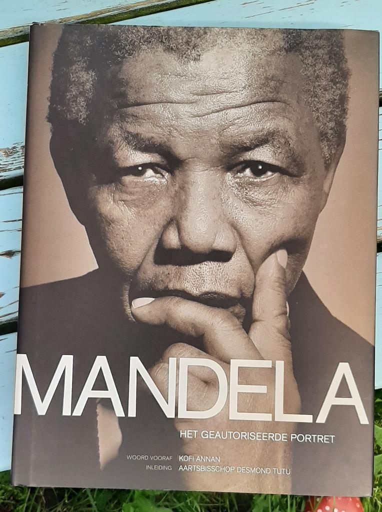 Boek MANDELA, Diverse auteurs, Ophalen of Verzenden, Politiek, Zo goed als nieuw