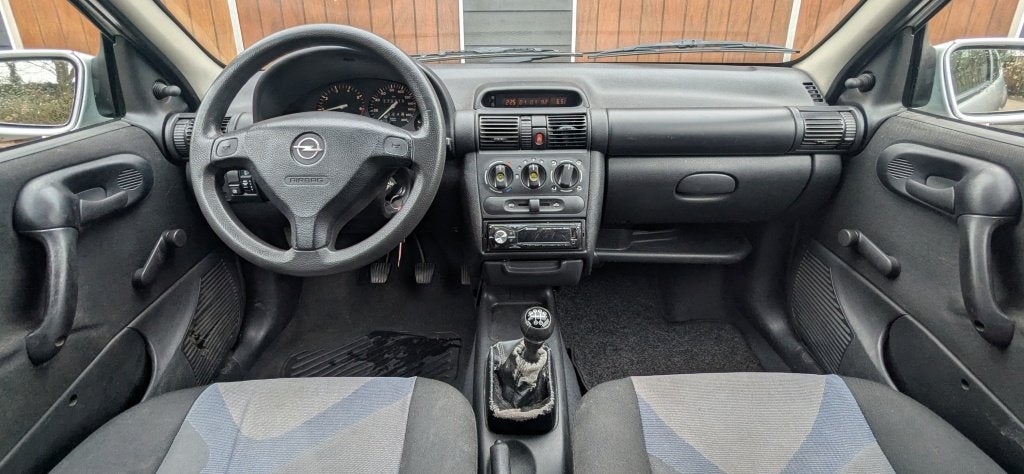 Opel Corsa 1.2i-16V Onyx | APK tot 7-1-2027 | Trekhaak | NAP, Stof, 1199 cc, Origineel Nederlands, Bedrijf