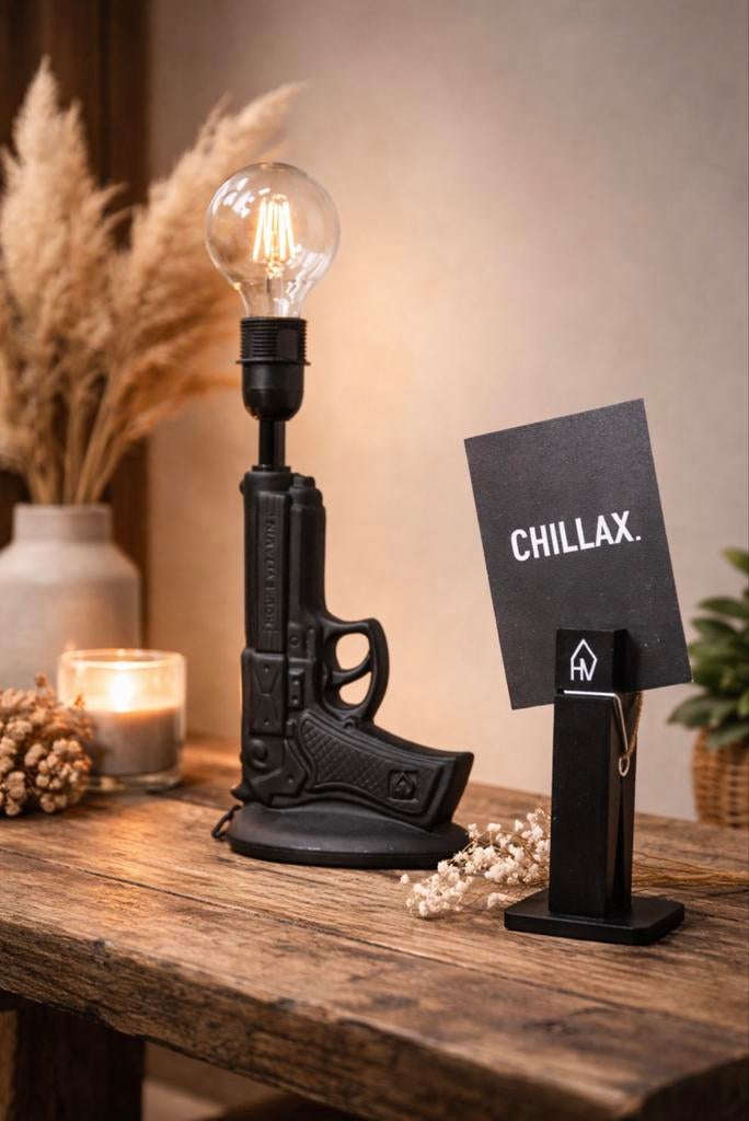 Housevitamin Tafellamp Pistool Zwart - Uniek Design, Huis en Inrichting, Lampen | Tafellampen, Kunststof, -, -, Nieuw